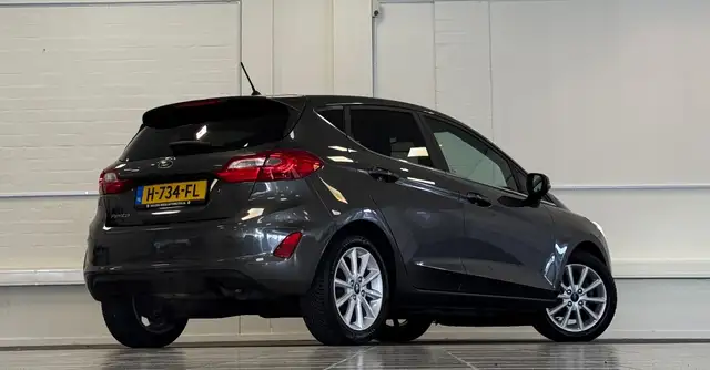 Ford Fiesta view 6