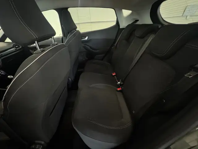 Ford Fiesta view 12