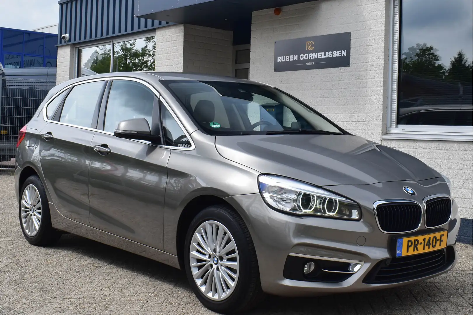 BMW 218 2-serie Active Tourer 218i High Executive | Head U Gris - 1