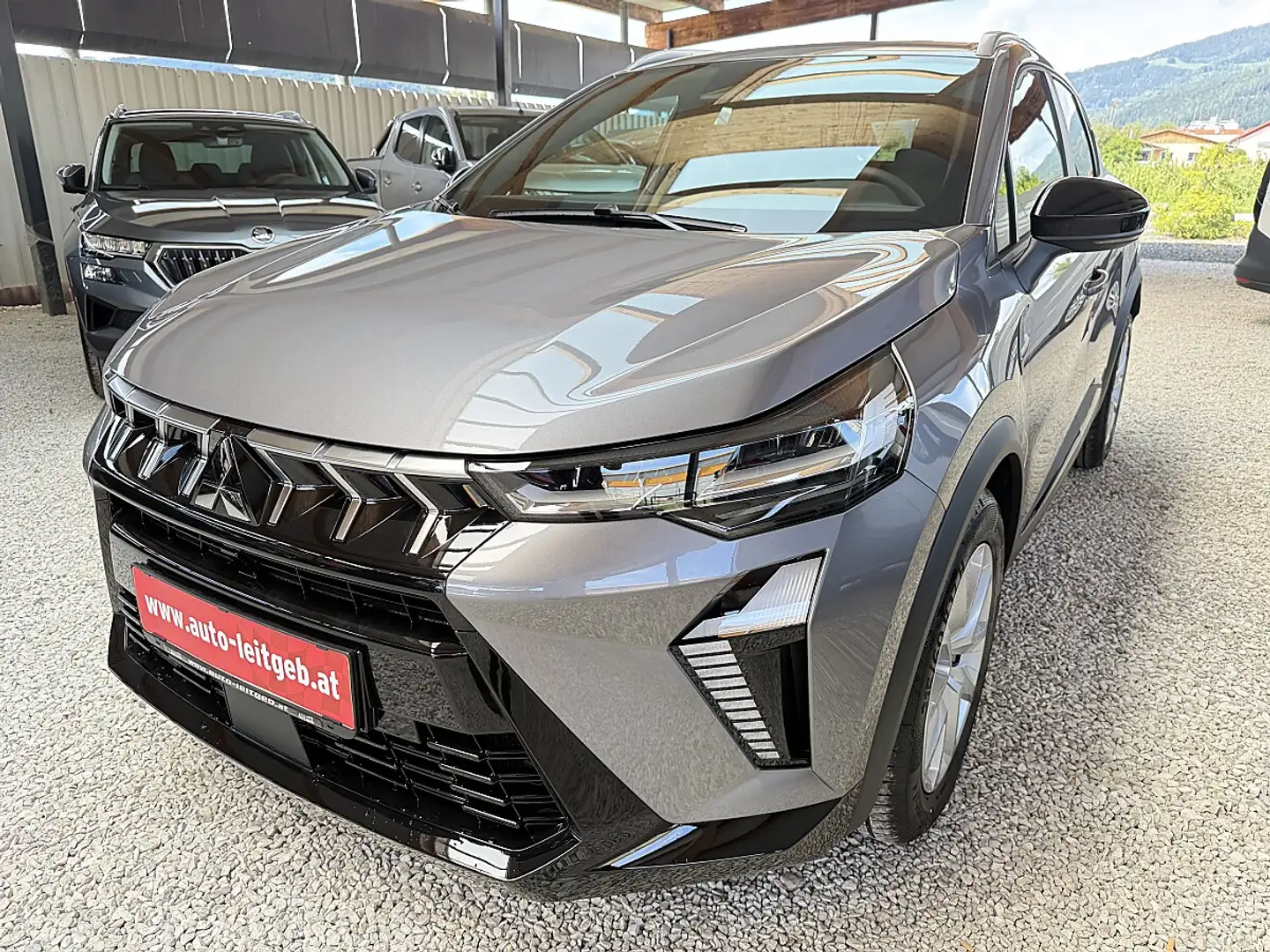 Mitsubishi ASX 1,2 DI-T Invite Grau - 1
