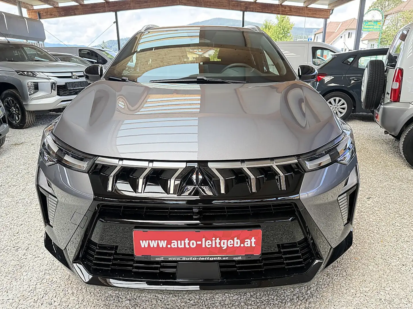 Mitsubishi ASX 1,2 DI-T Invite Grau - 2