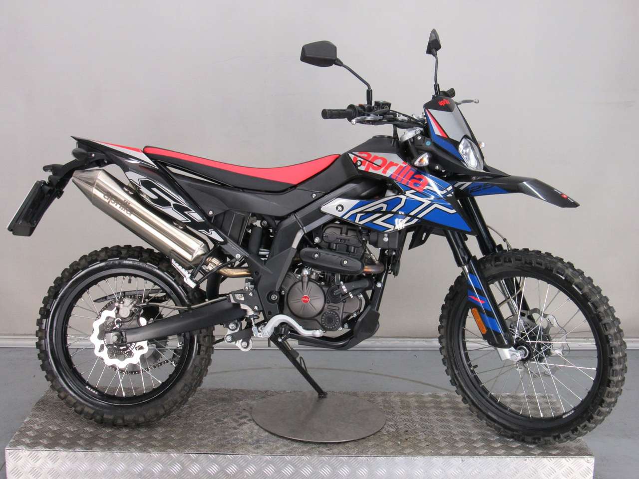 Aprilia RX 125 ABS 11KW PATENTE A1 E B