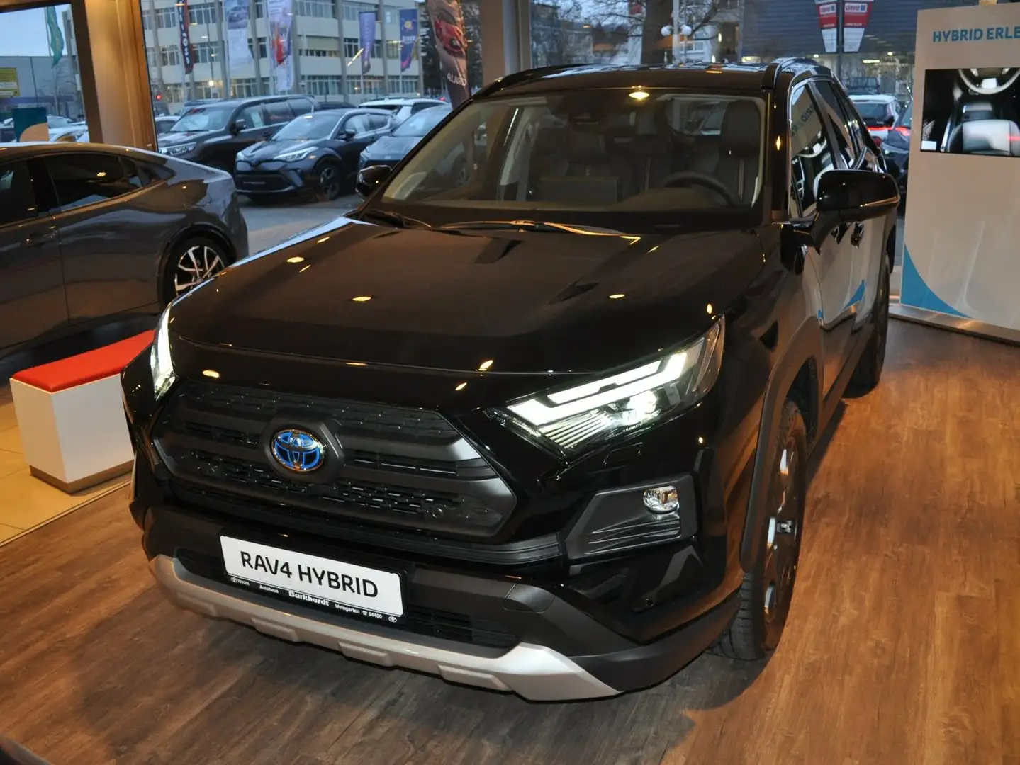 Toyota RAV 4 Hybrid 4x4 Adventure Schwarz - 1