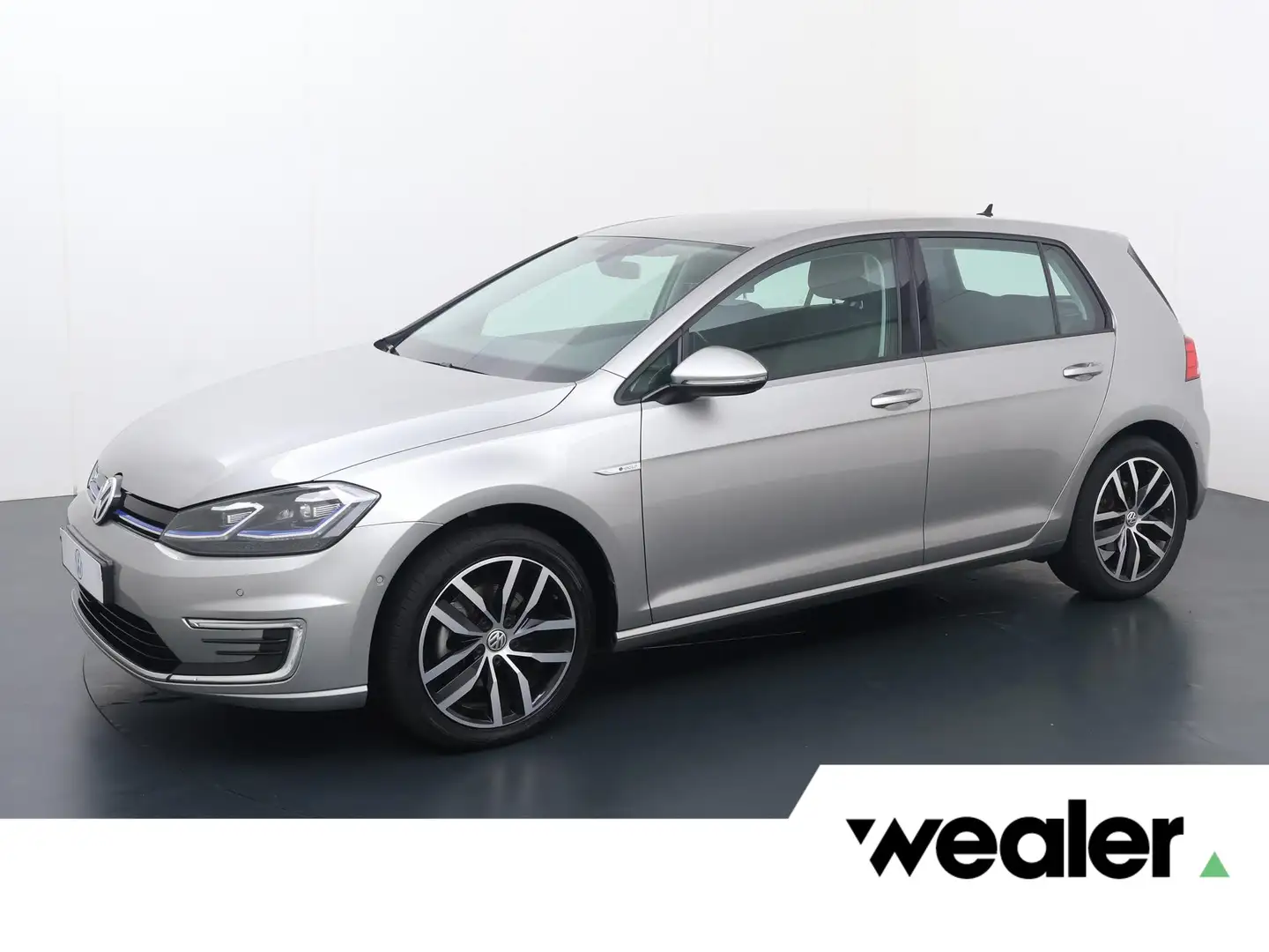 Volkswagen e-Golf E-DITION | 136 PK | SoH 90% | Automaat | Multifunc Grijs - 1