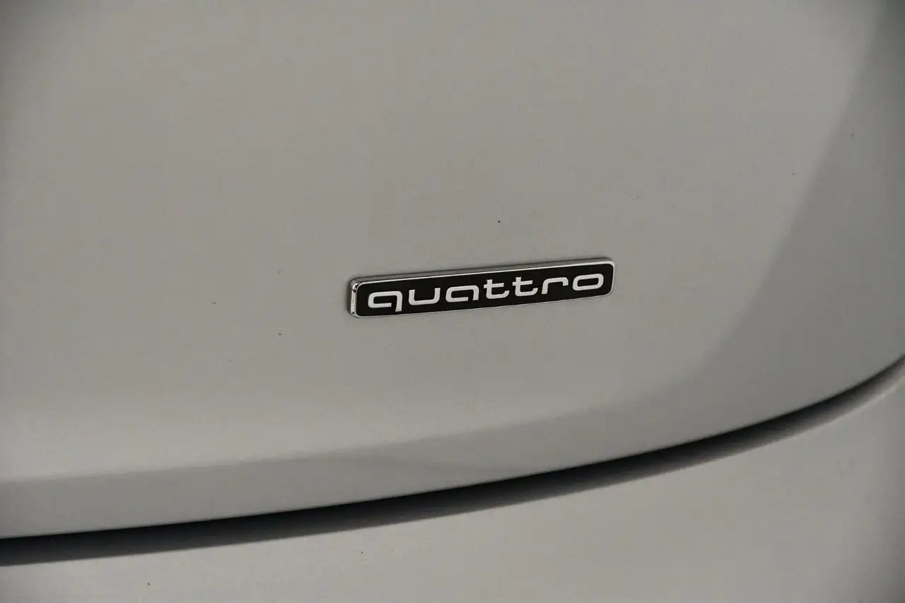 Audi Q5 снимка Audi Q5