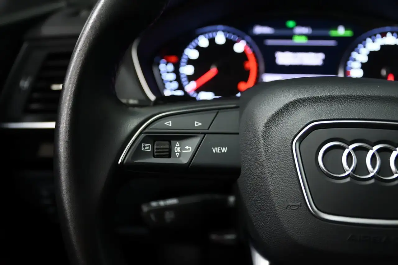 Audi Q5 снимка Audi Q5