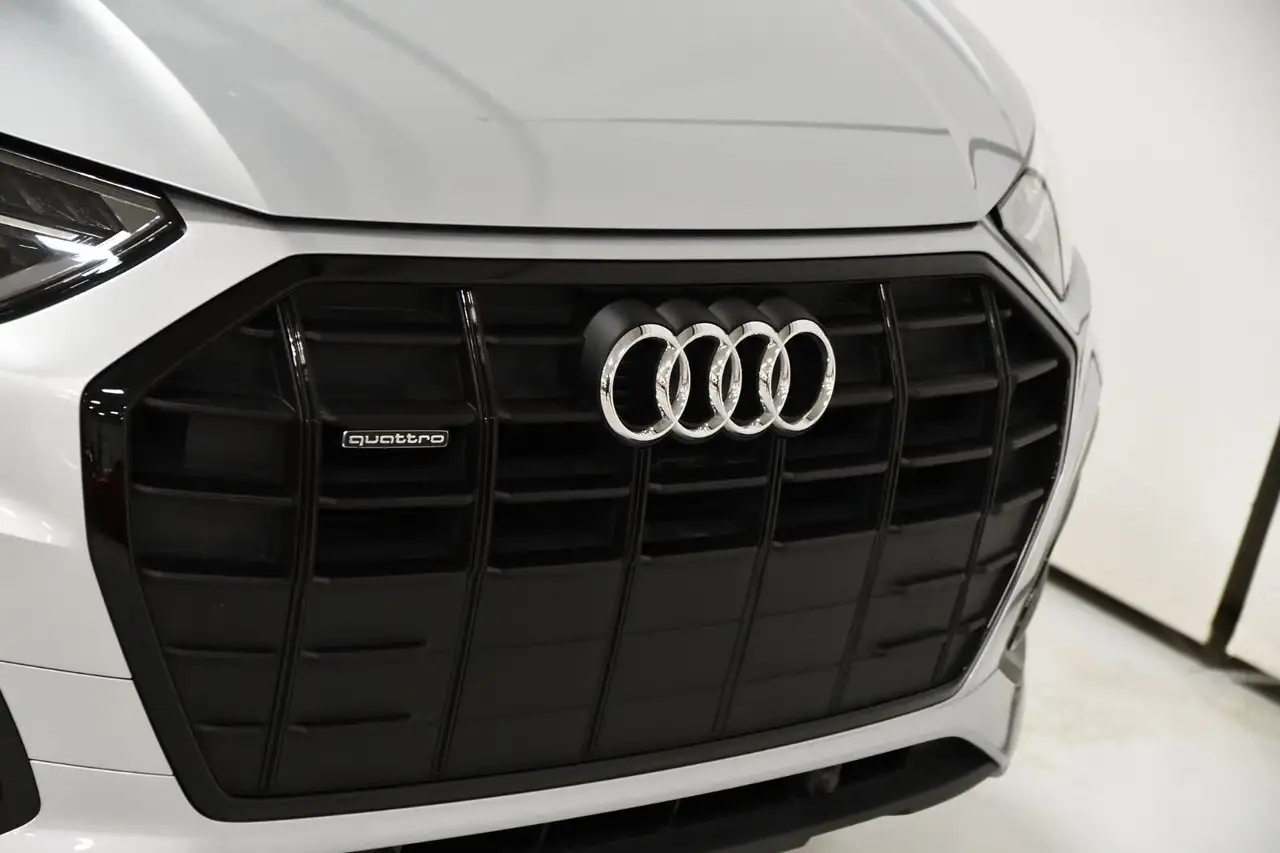 Audi Q5 снимка Audi Q5