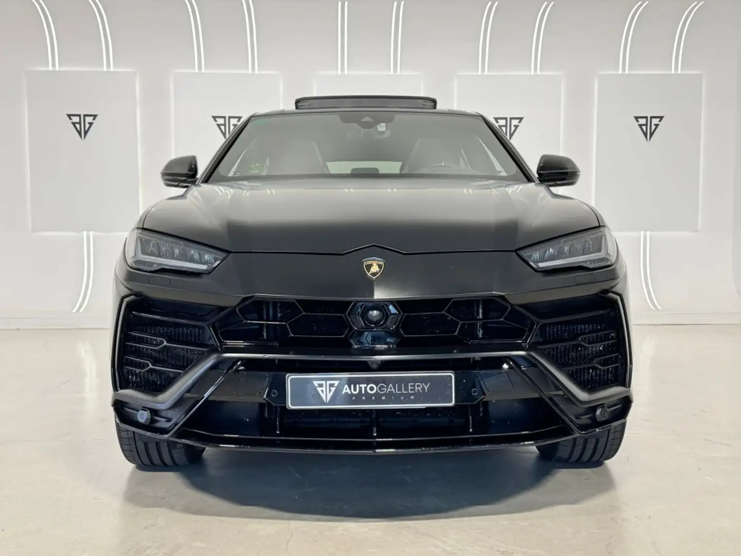 Lamborghini Urus 4.0 V8 Aut. Schwarz - 2