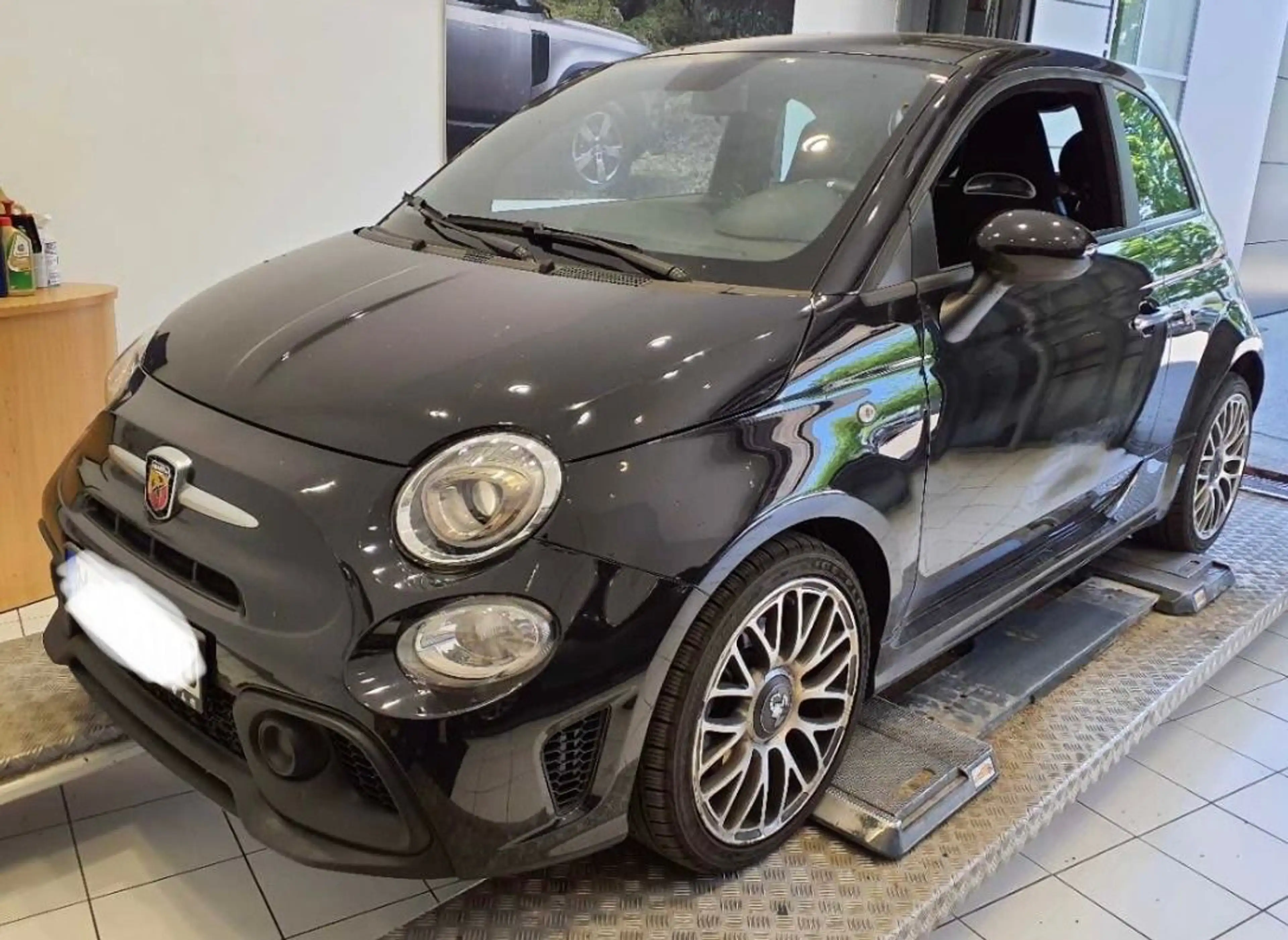 Abarth 595 Navi Klima DAB TÜV neu
