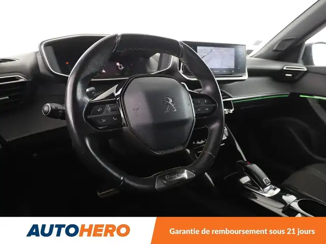 Peugeot 2008 view 11