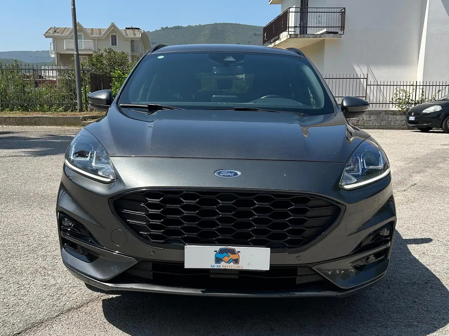 Ford Kuga Kuga 1.5 ecoblue ST-Line 2wd 120cv auto Grijs - 1