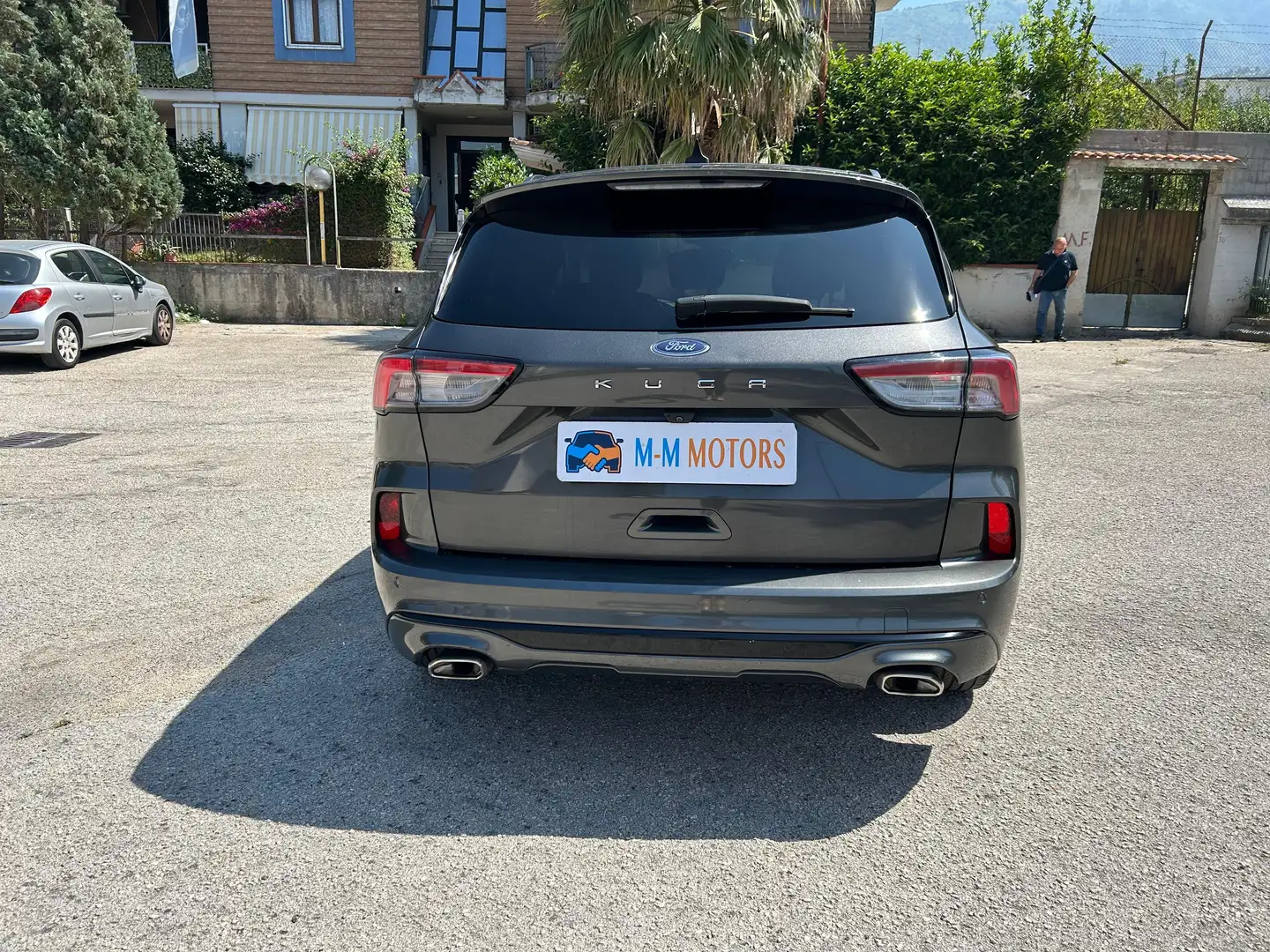 Ford Kuga Kuga 1.5 ecoblue ST-Line 2wd 120cv auto Grijs - 2