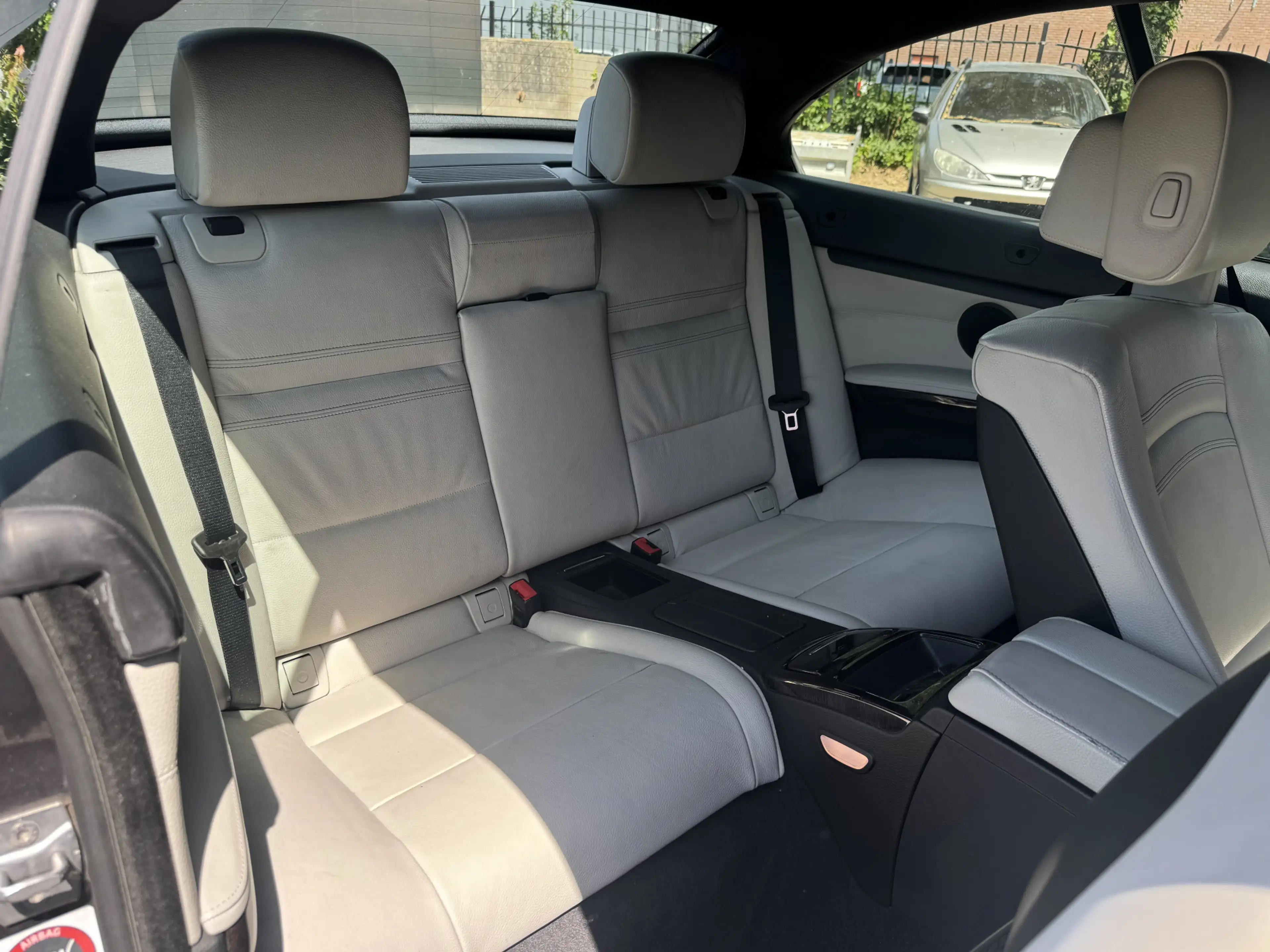 BMW 325 3-serie Cabrio 325i M Sport 6 cilinder Incl histor — photo 6