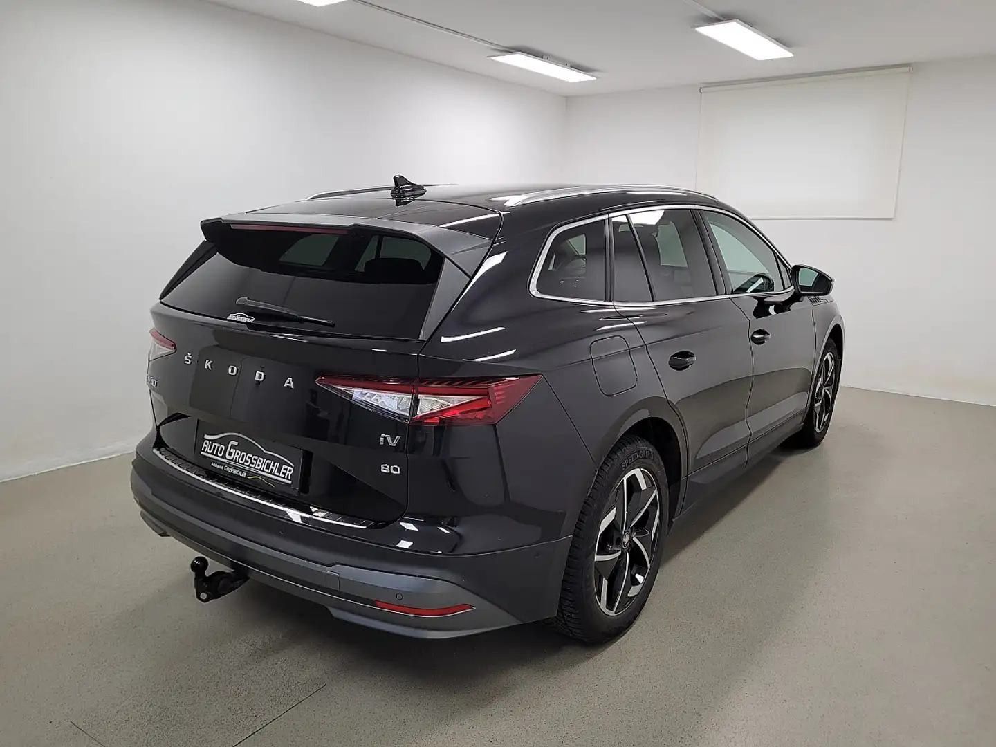 Skoda Enyaq iV 80 82kWh AHK, ACC, Matrix-LED, leasingfähig,... Schwarz - 2