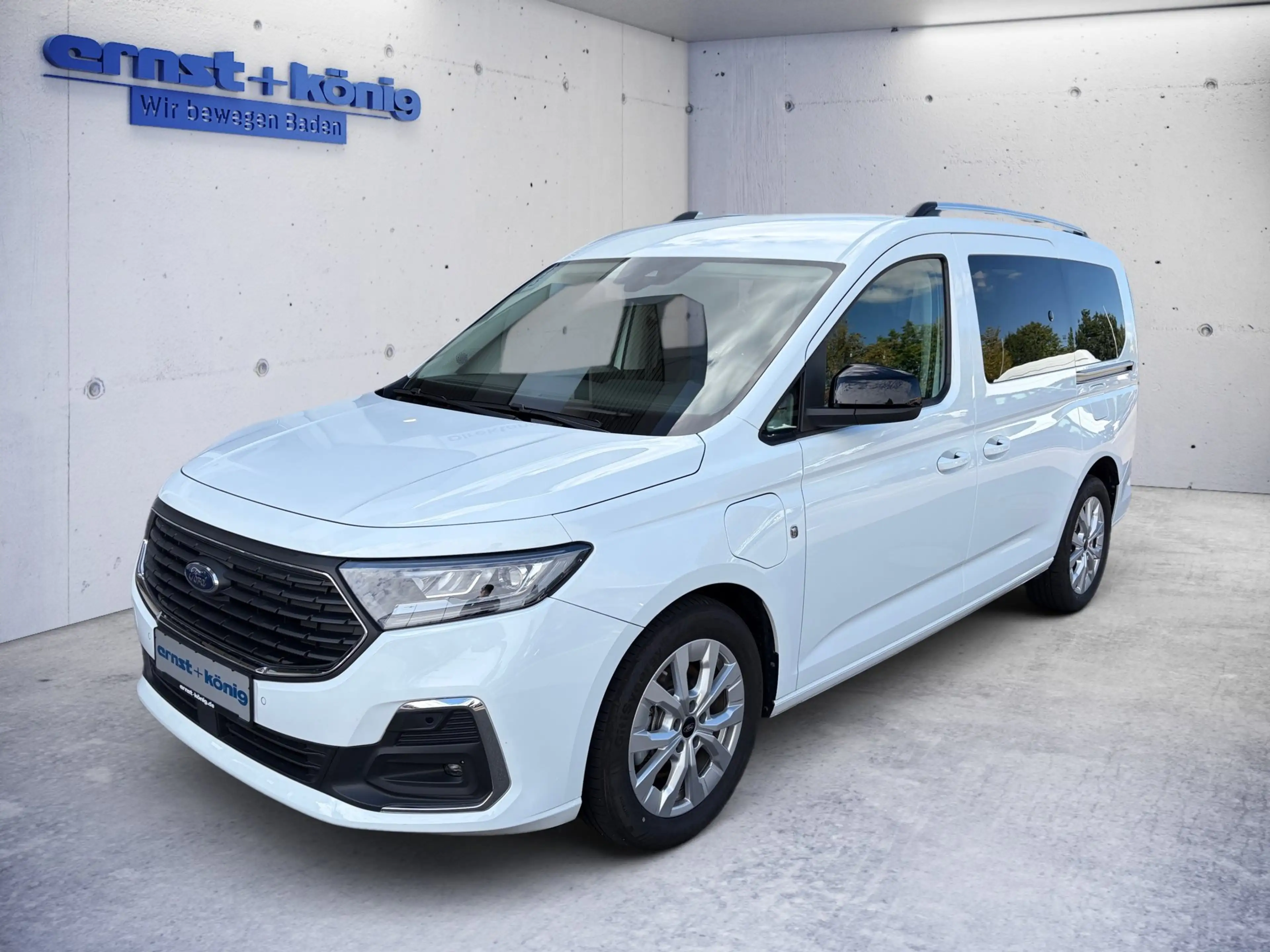 Ford Tourneo Connect Grand 1.5 EcoBoost PHEV Aut. TITANIUM