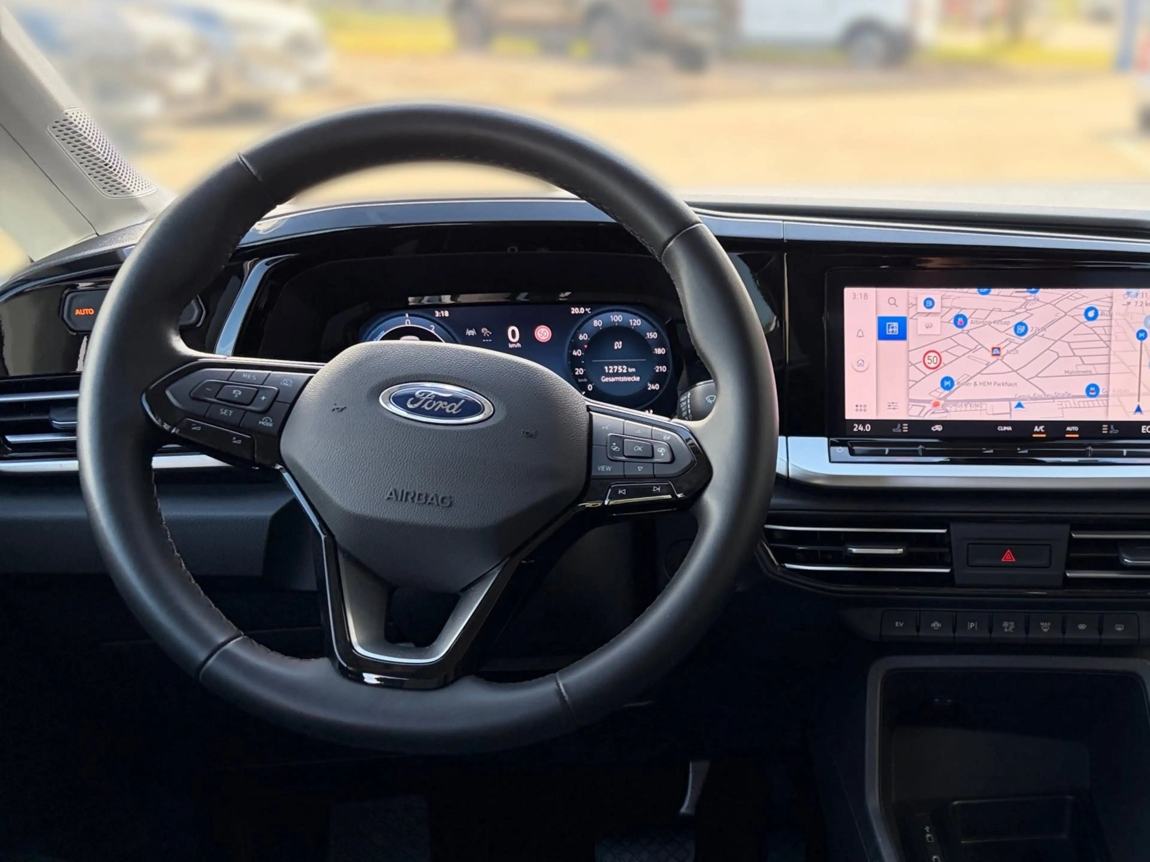 Ford Tourneo Connect Grand 1.5 EcoBoost PHEV Aut. TITANIUM — photo 10