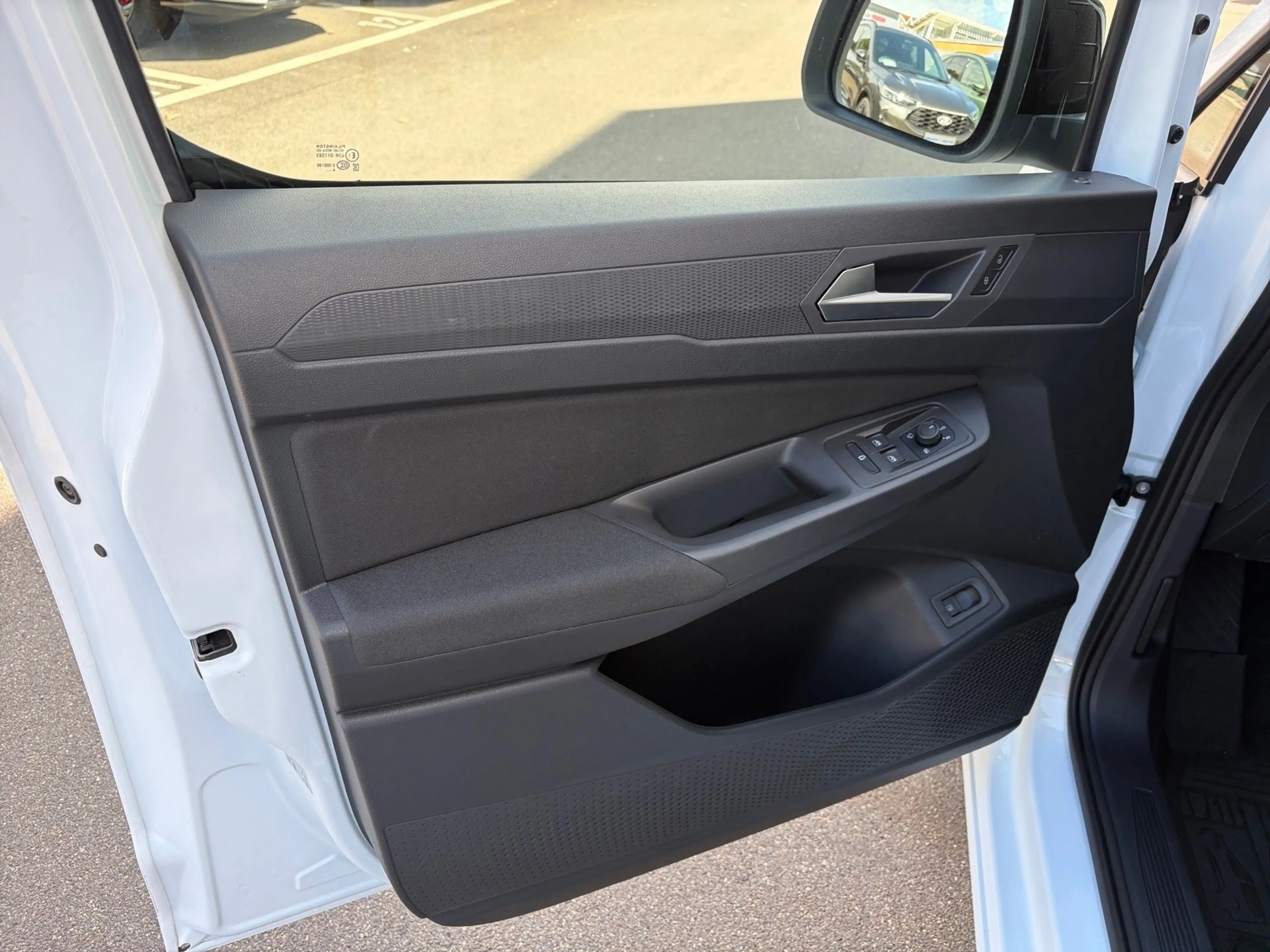 Ford Tourneo Connect Grand 1.5 EcoBoost PHEV Aut. TITANIUM — photo 9