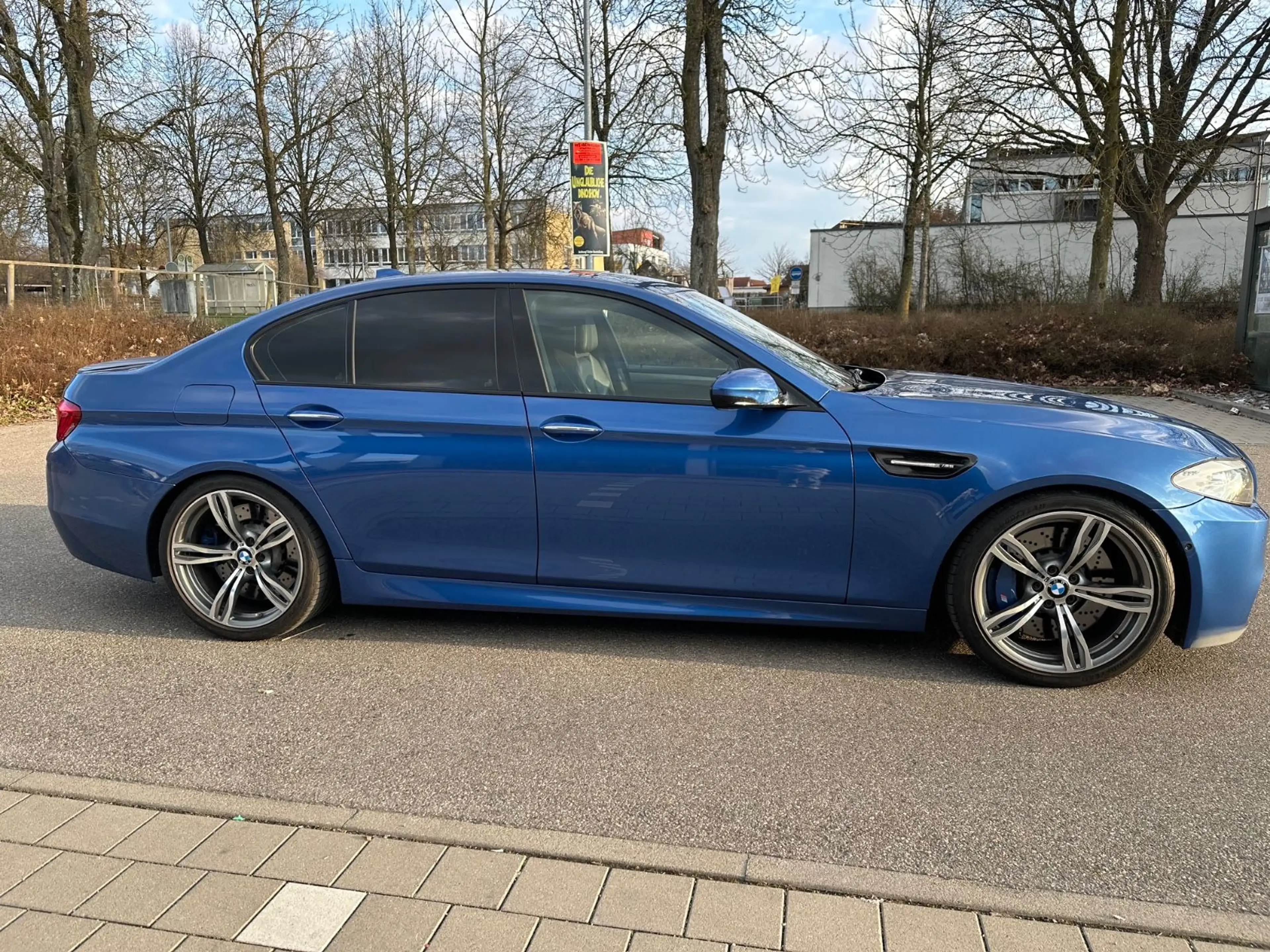 BMW M5 Head Up/Soft Close/H&K — photo 4