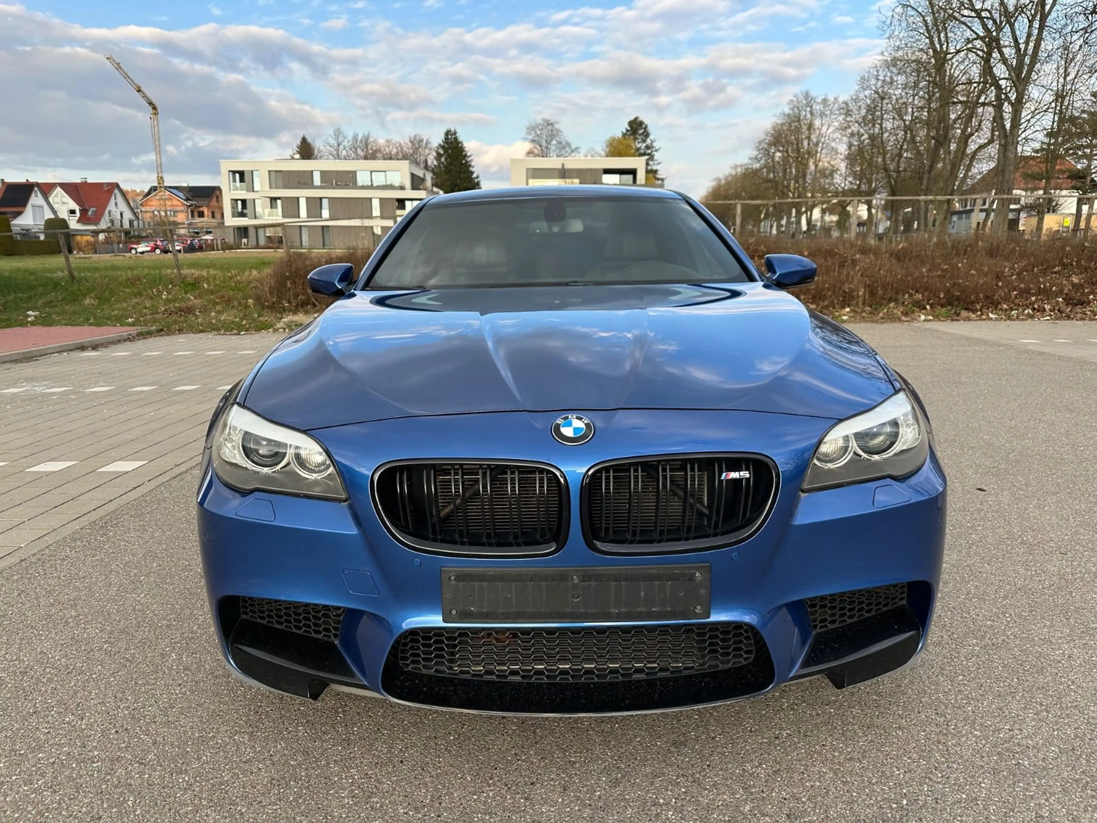 BMW M5 Head Up/Soft Close/H&K — photo 9
