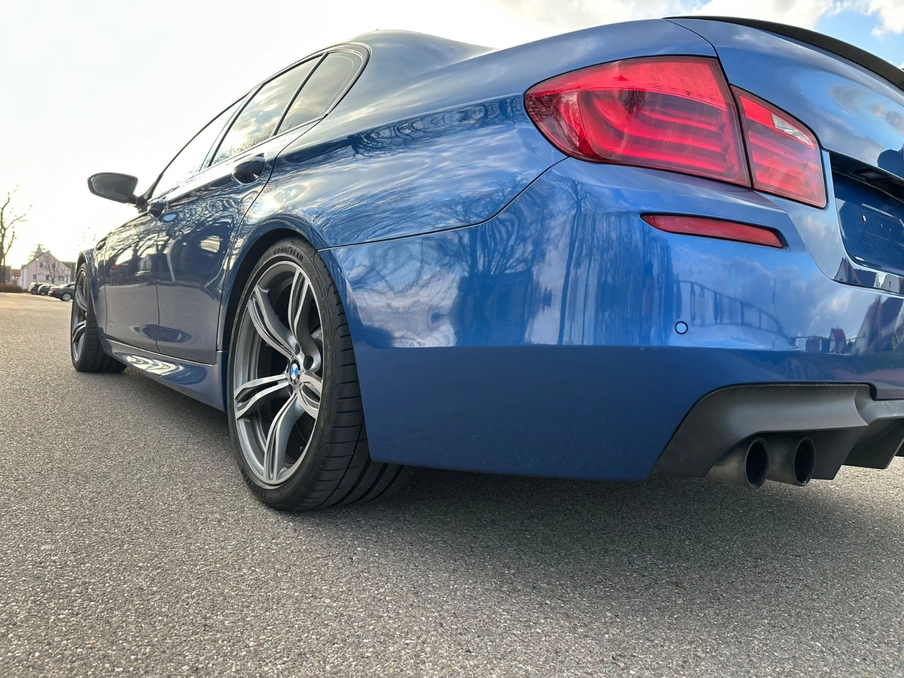BMW M5 Head Up/Soft Close/H&K — photo 5