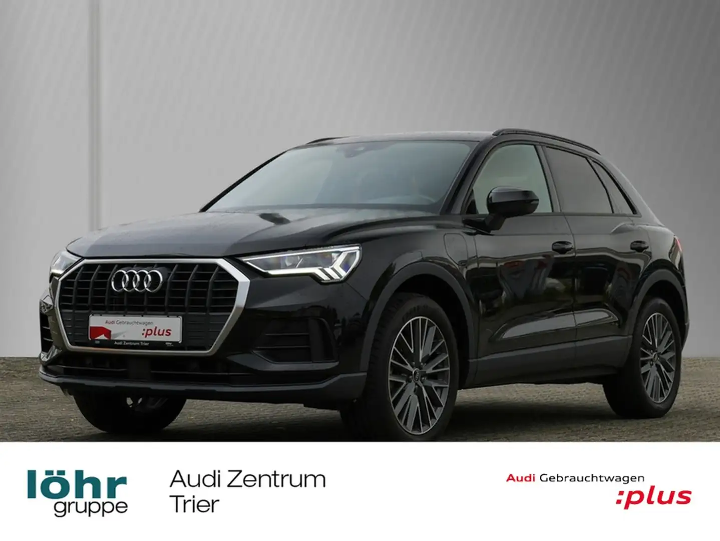Audi Q3 45 TFSIe S-tronic Schwarz - 1