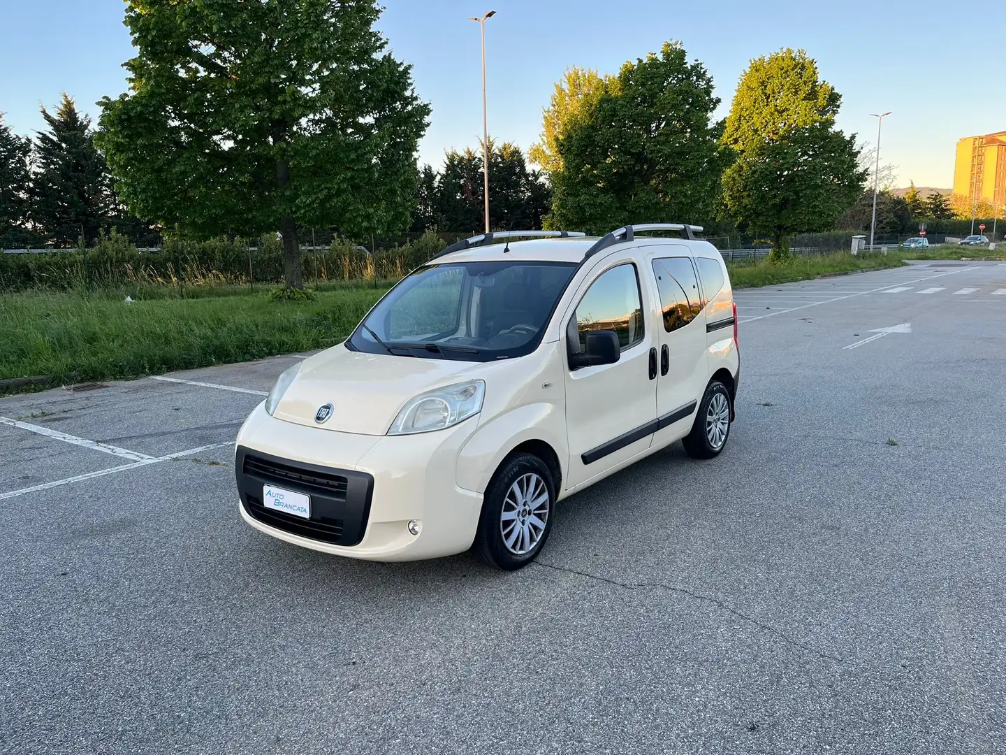 Fiat Qubo 1.4 8v Dynamic 73cv GPL Білий - 1