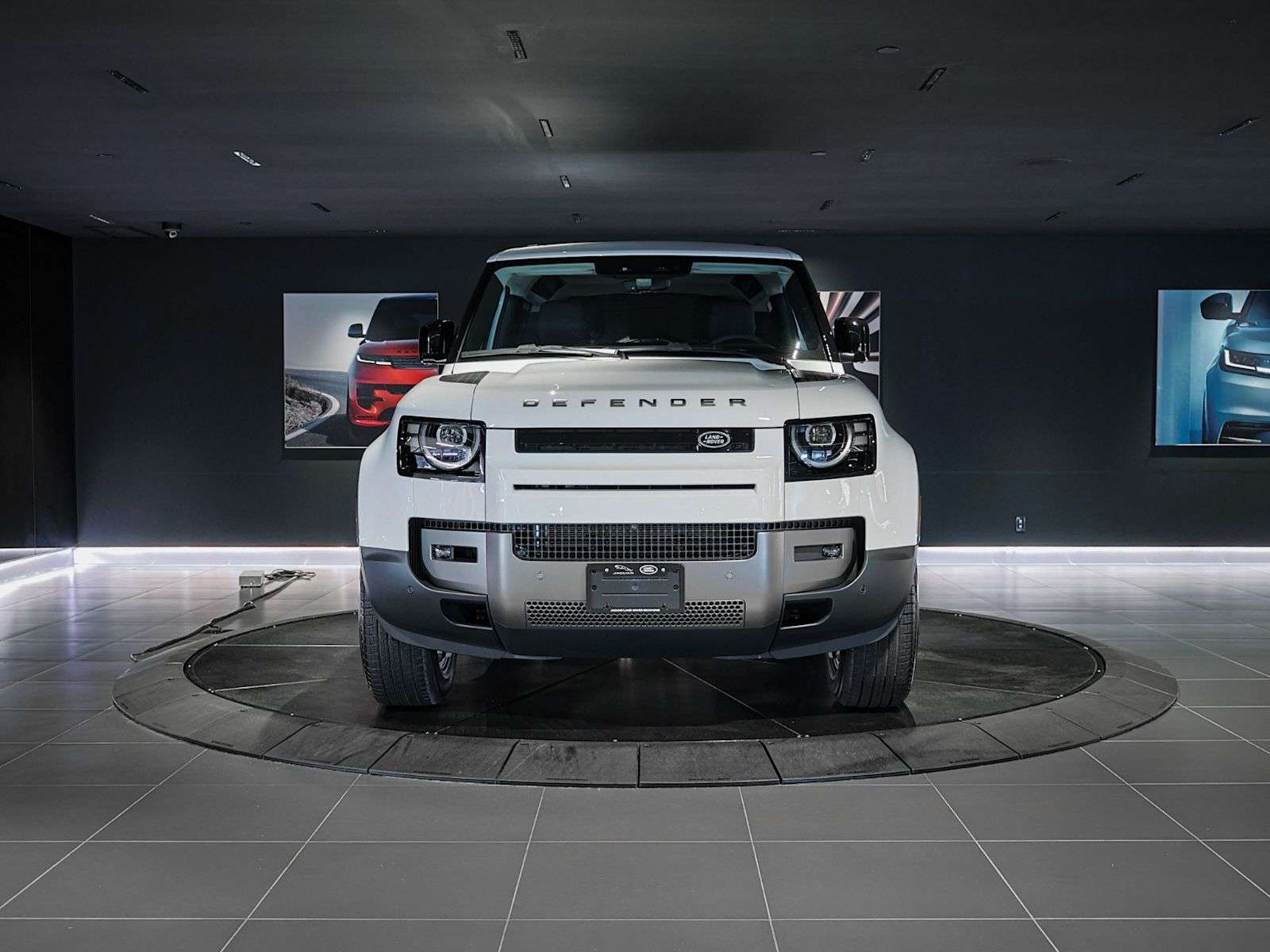 2026 Land Rover Defender S | Sunroof | Navigation | Bluetooth | Heated Seats | Heated Steering — снимка 2