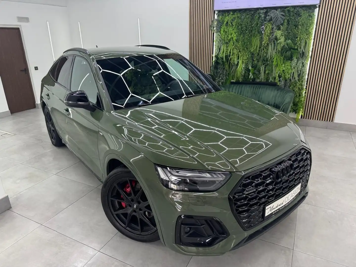 Audi Q5 55 TFSIe Black line quattro-ultra S tronic Verde - 2
