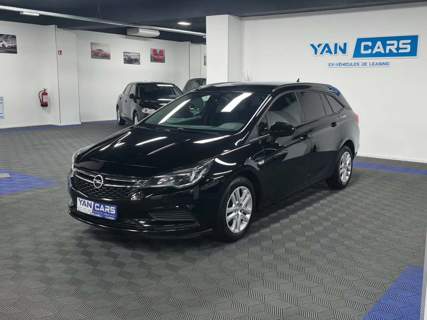 Opel Astra Astra Sports Tourer 1.0 Turbo * Garantie * TOP Noir - 2