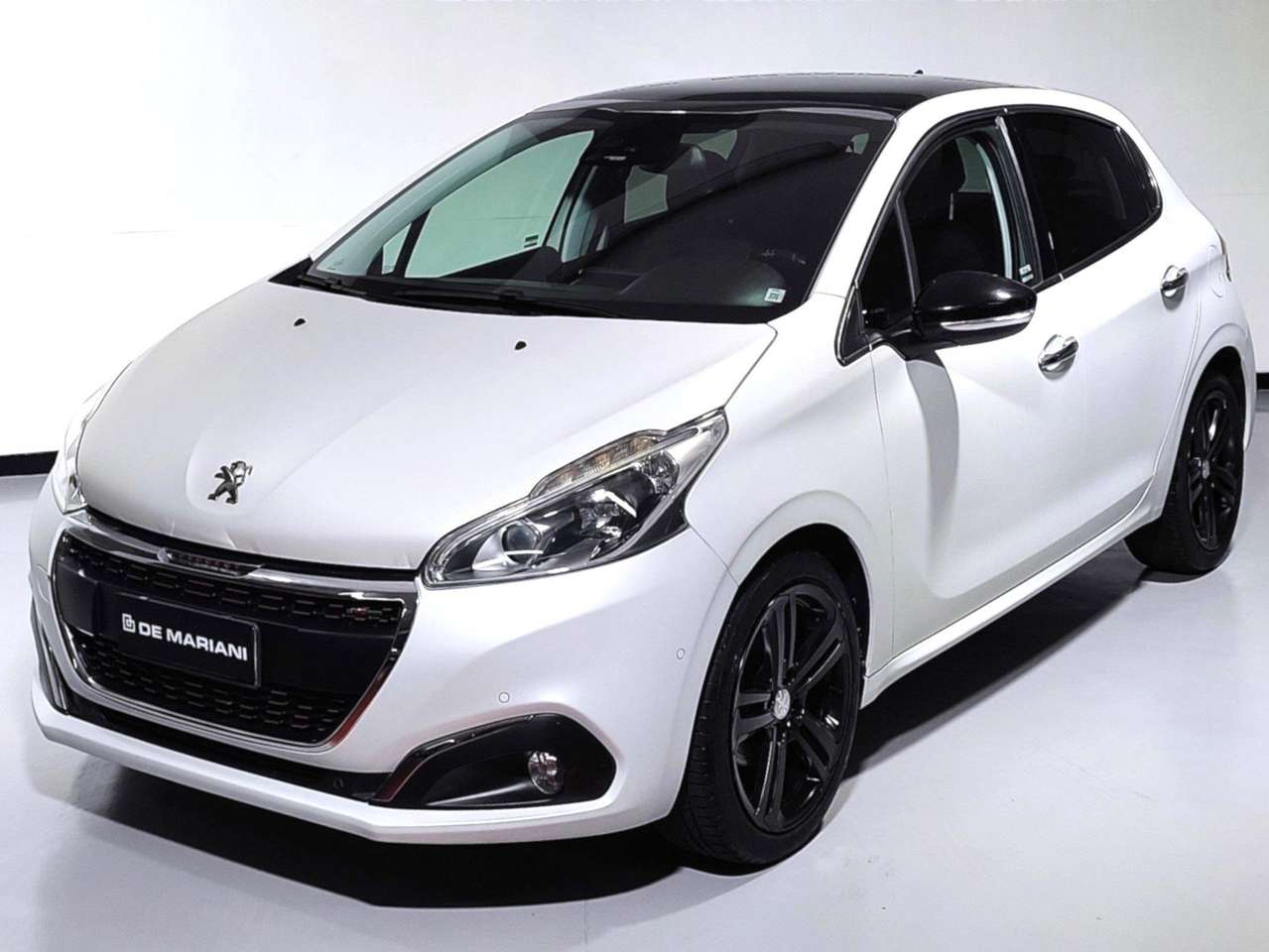 Peugeot 208 1.6 BHDI 100CV GT LINE ICE WHITE (Sede di Taranto)