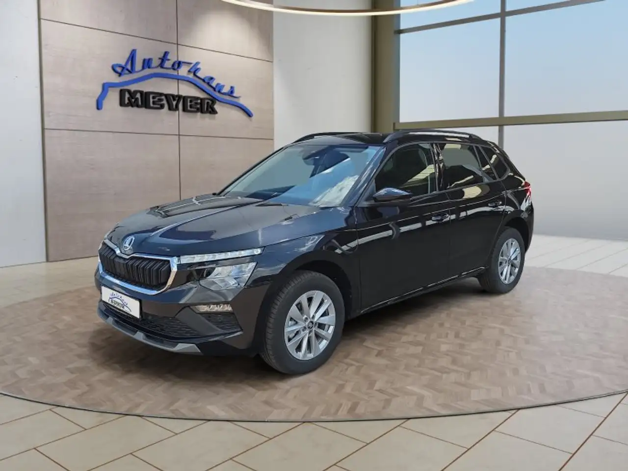 Skoda Kamiq Selection 1,0TSI DSG Kessy/Kamera/Temp/2-Z.Klimaau