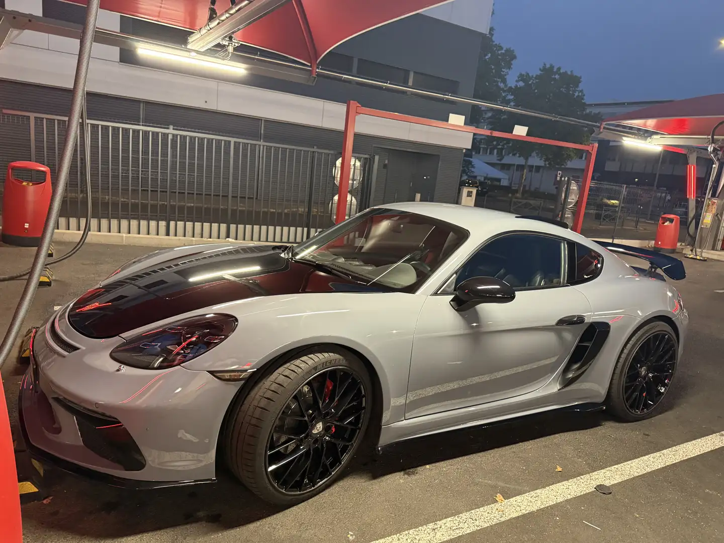 Porsche 718 Cayman 982 S Gris - 2
