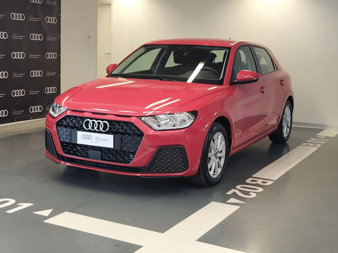 Audi A1 SPB 30 TFSI Business Rosso - 1