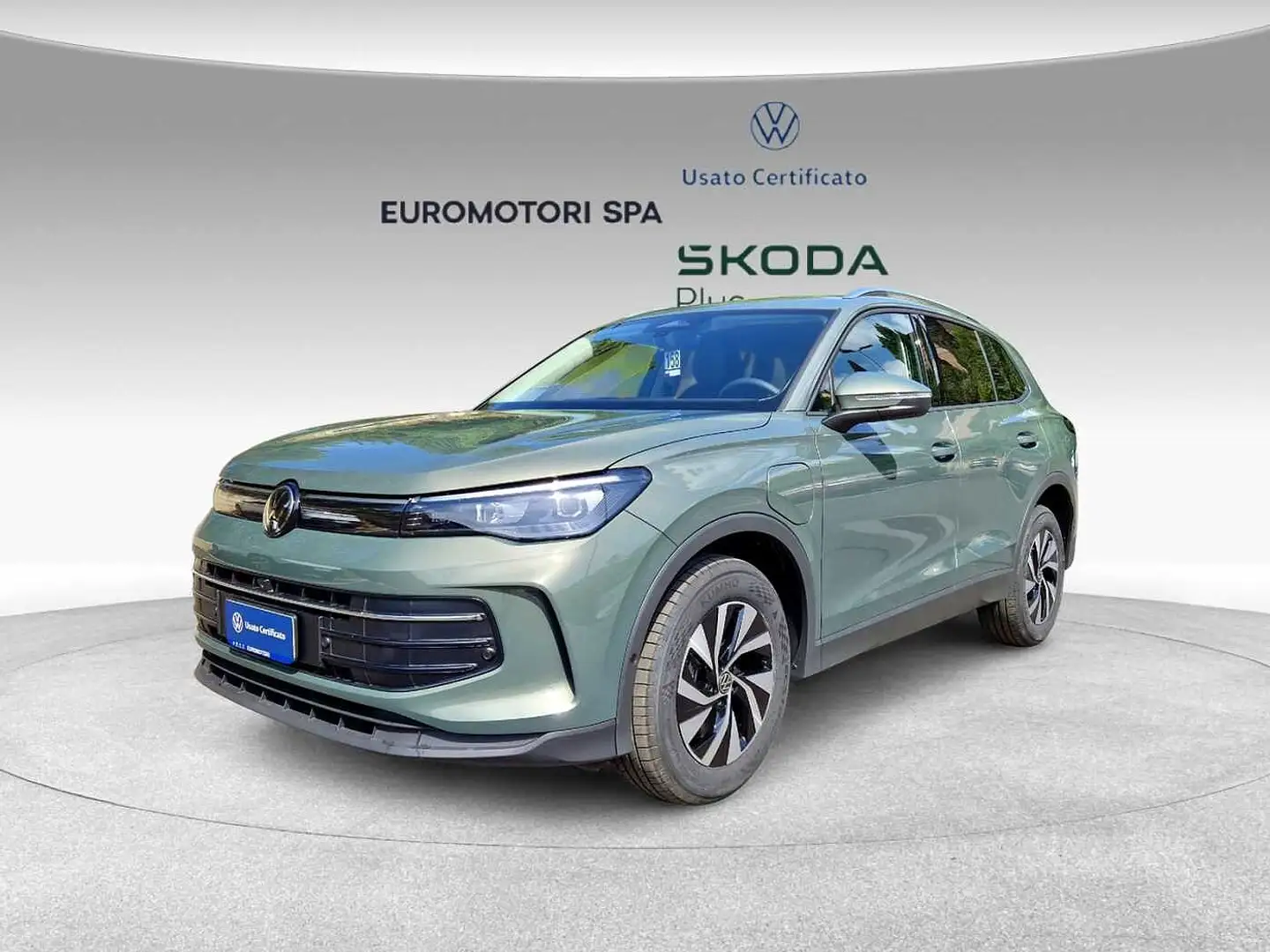 Volkswagen Tiguan 3ª serie 1.5 TSI eHybrid DSG Edition Plus Verde - 1