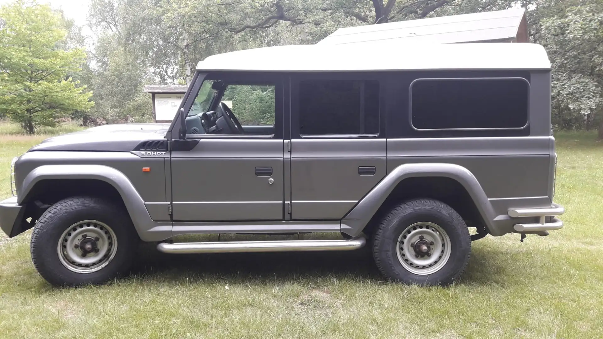 Iveco Massif Massif 3.0 HPT Avventura Grau - 1