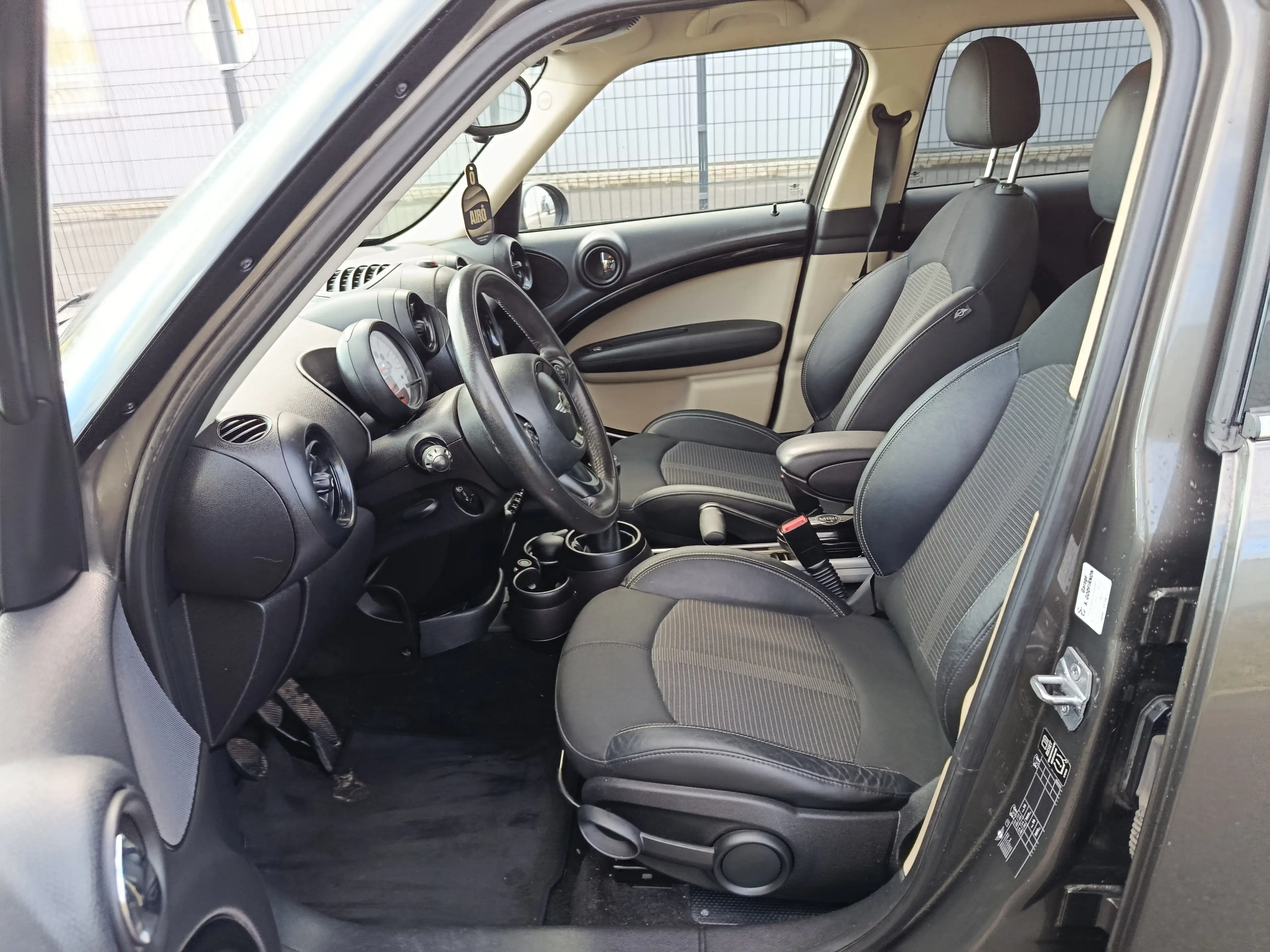 MINI Cooper D Countryman — photo 8