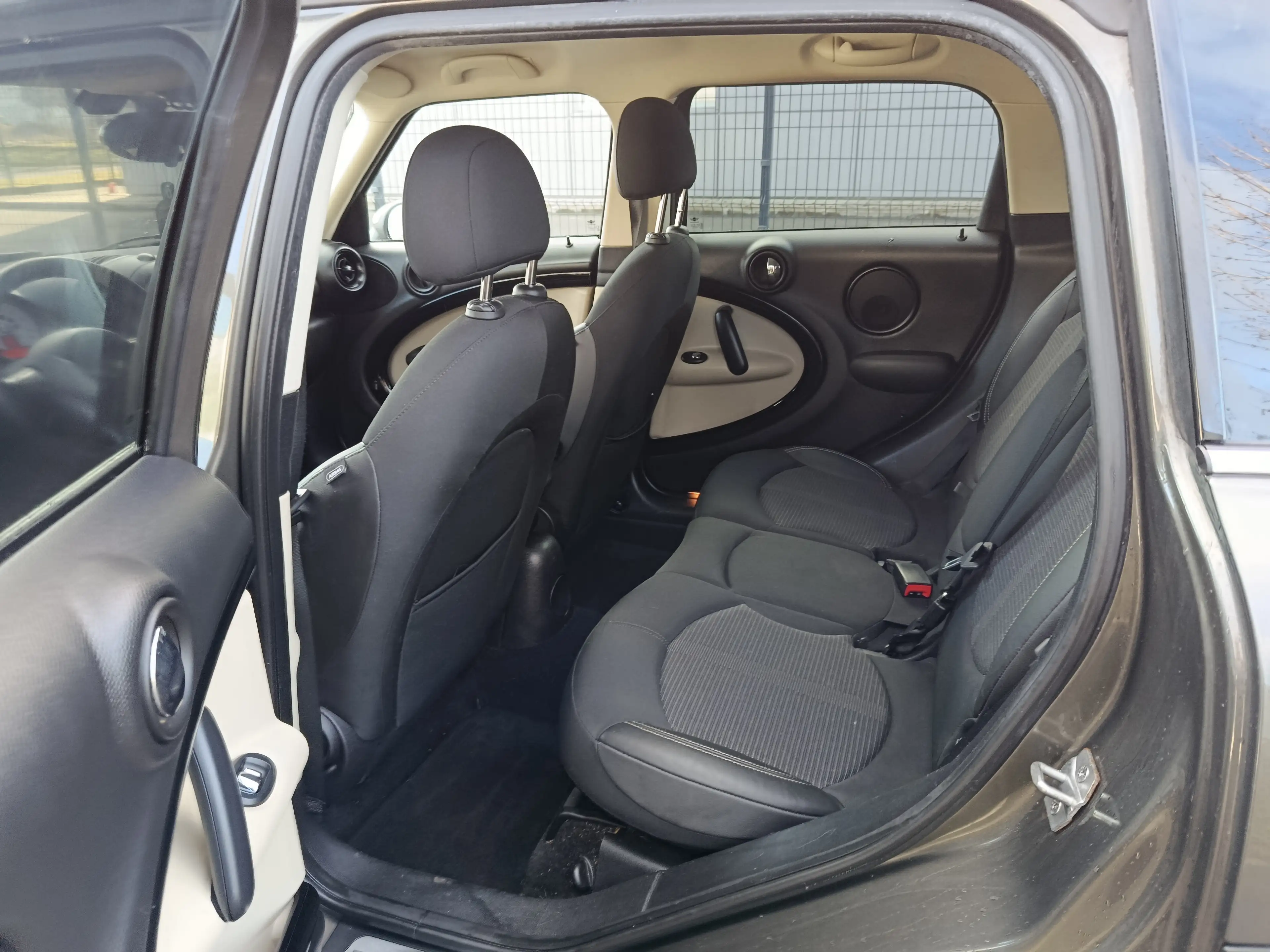 MINI Cooper D Countryman — photo 9