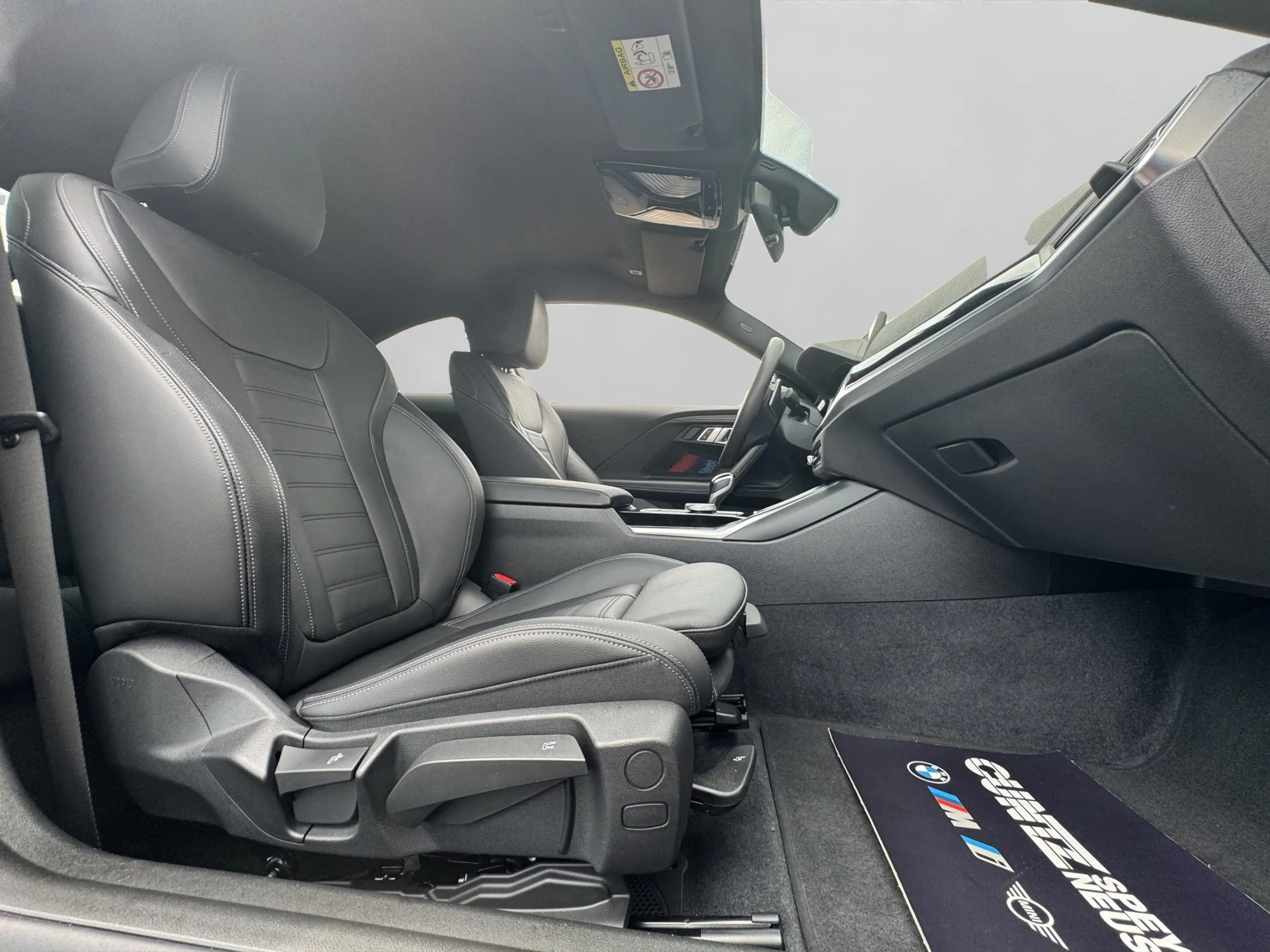 BMW 220 i M Paket Head-Up Drive/Parkassist HiFi DAB — photo 29