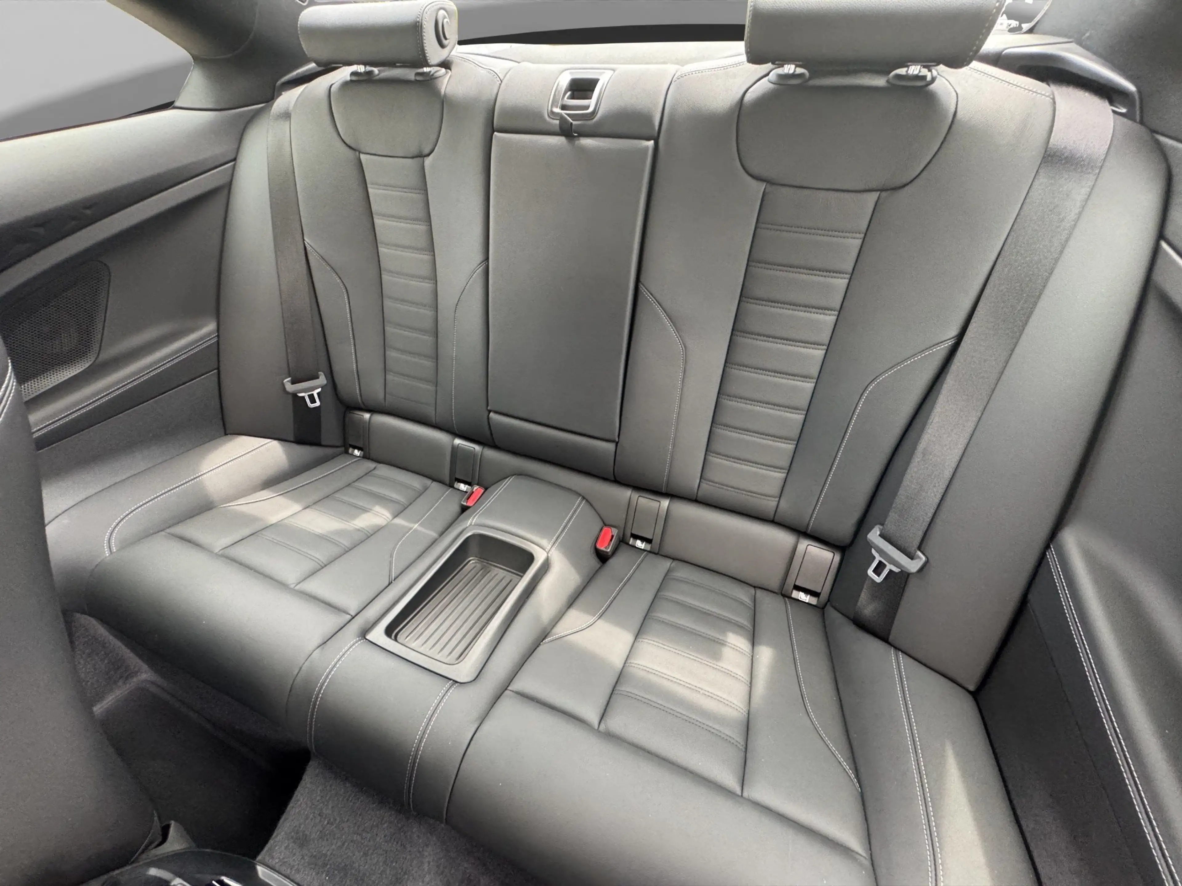 BMW 220 i M Paket Head-Up Drive/Parkassist HiFi DAB — photo 30
