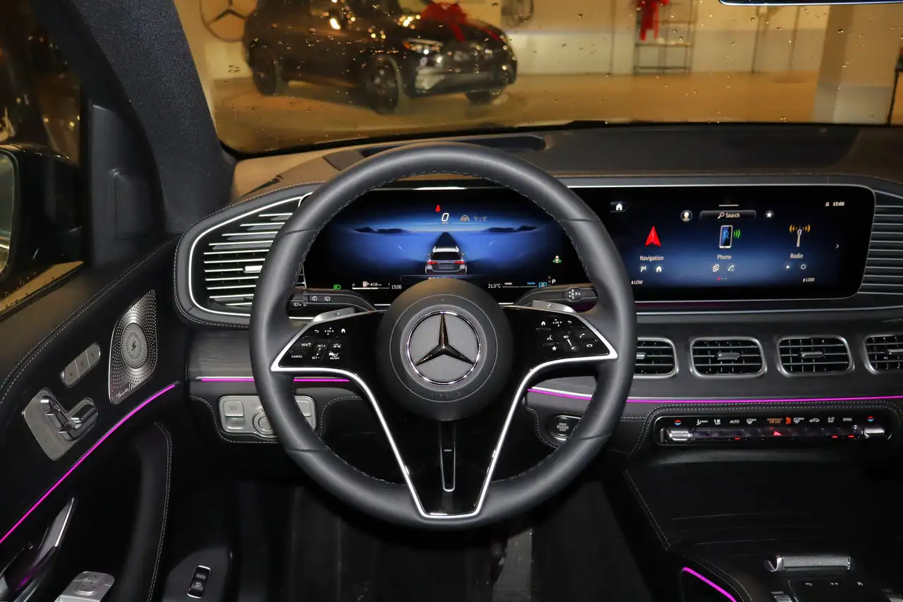 Mercedes-Benz GLE снимка Mercedes-Benz GLE