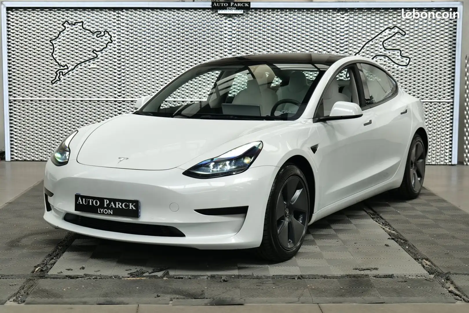 Tesla Model 3 standard rwd plus 1ere main francaise dispo de sui Wit - 1