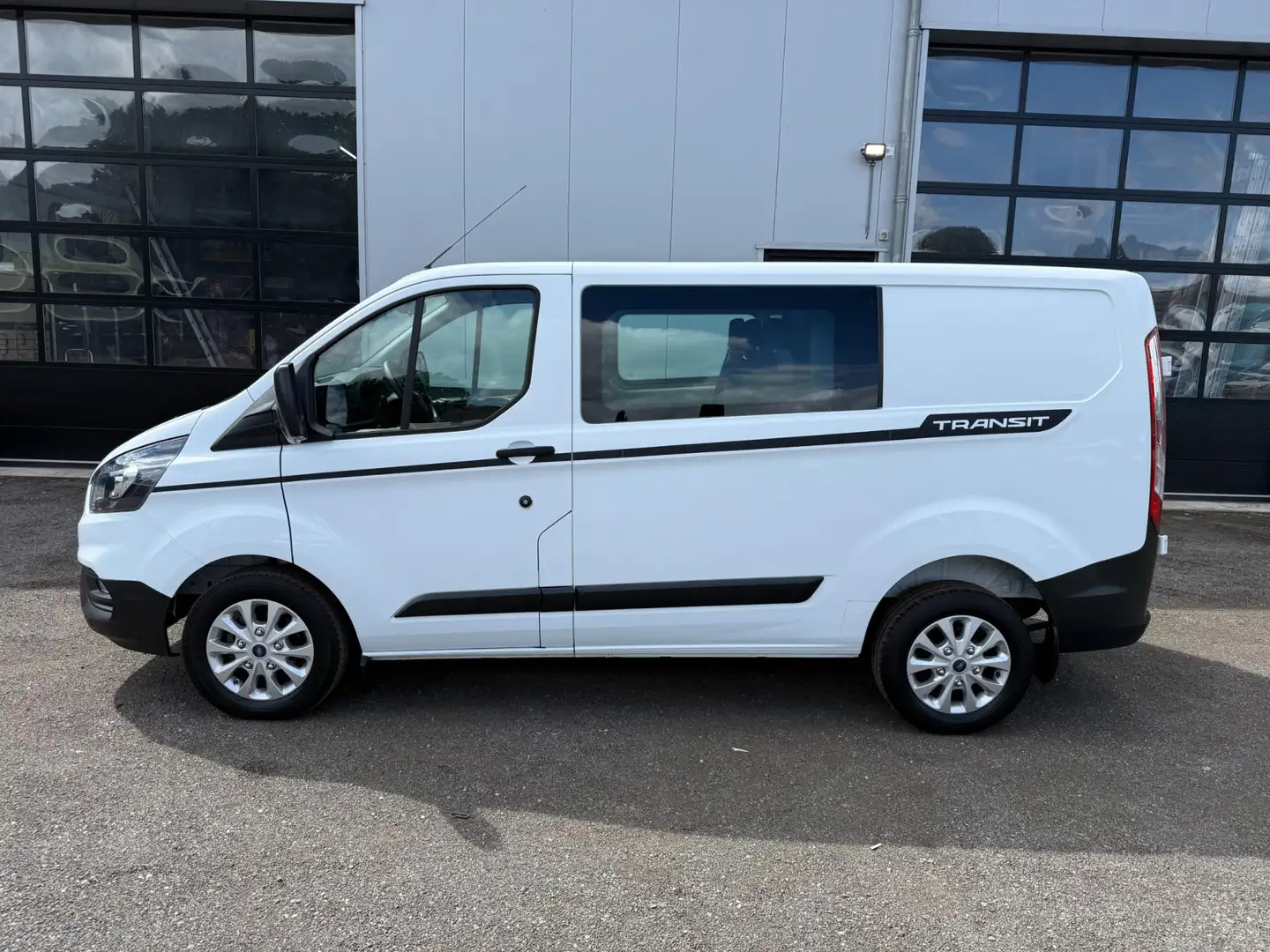 Ford Transit Custom 2.0 TDCI Dubbel Cabine / Airco / Euro 6 Wit - 2