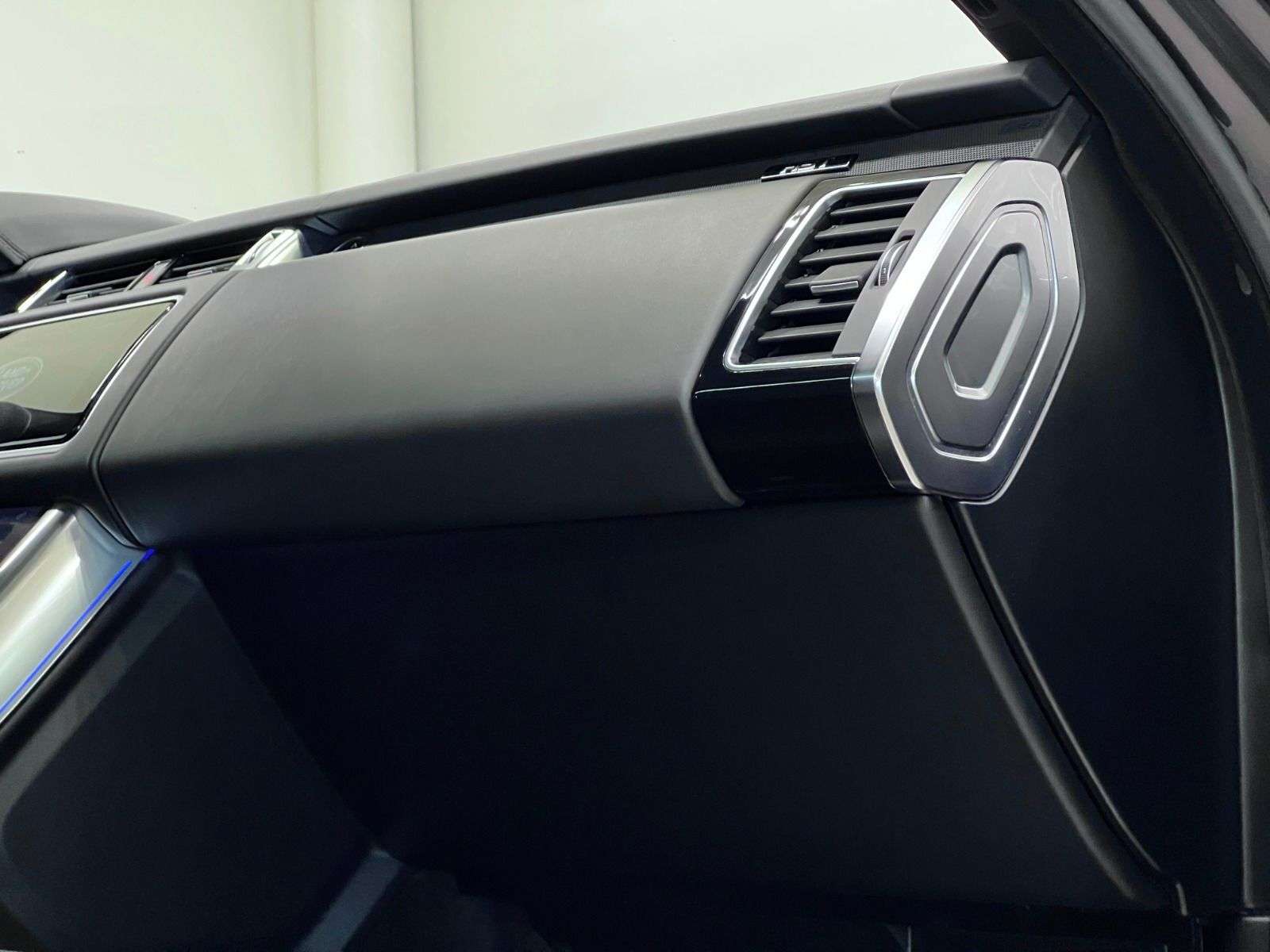 2020 Land Rover Range Rover Sport HST | CENTER CONSOLE FRIDGE | 22 INCH WHEELS thumb 32