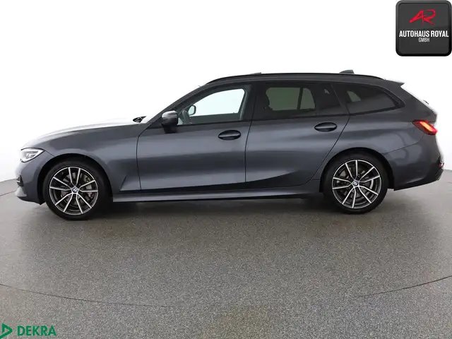 BMW 3 Series view 2