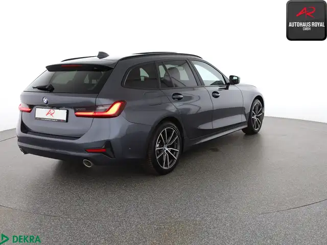 BMW 3 Series view 5