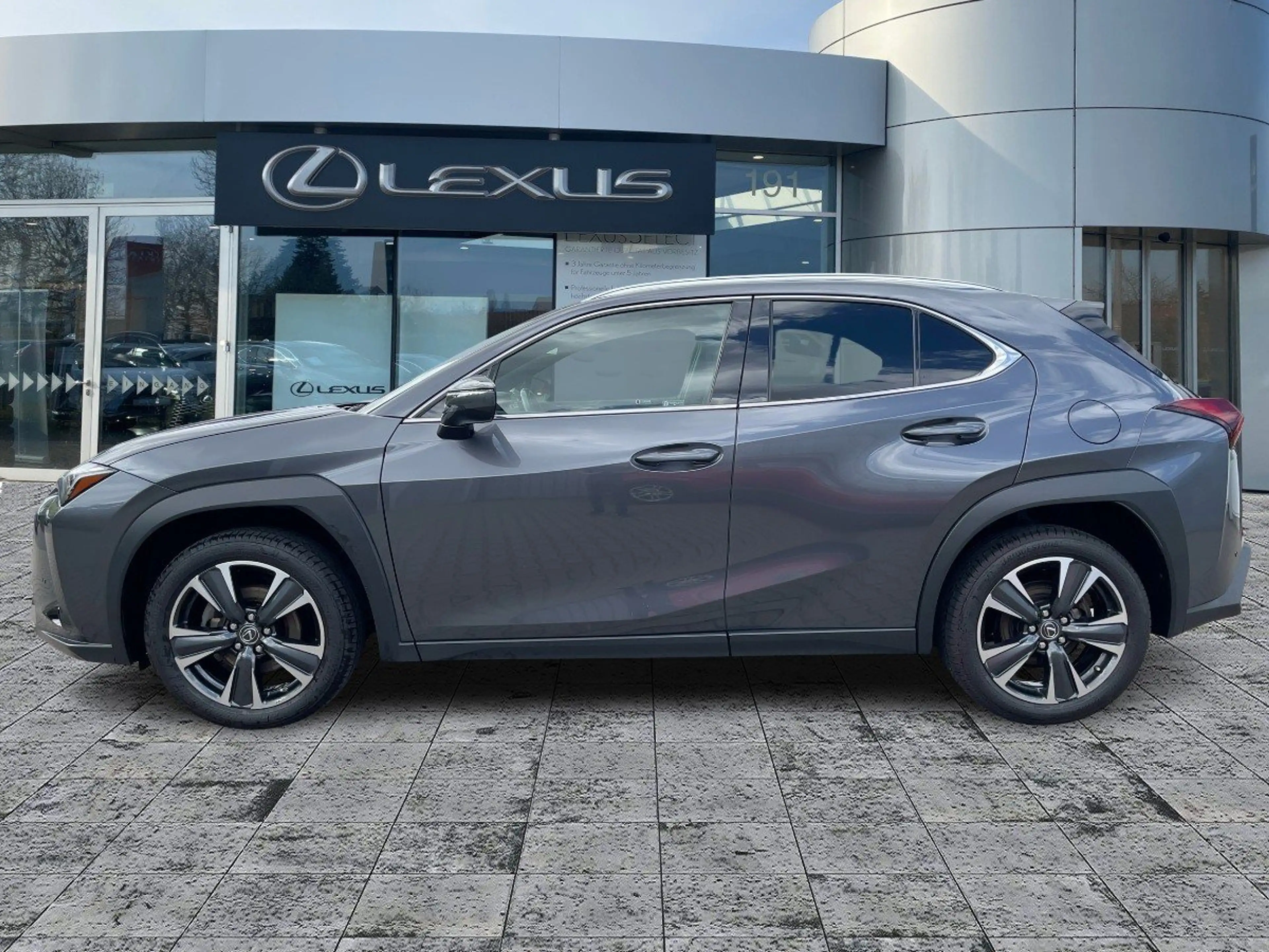 Lexus UX 250h Style Edition CloudNavi*ACC*KAM*SHZ — photo 3
