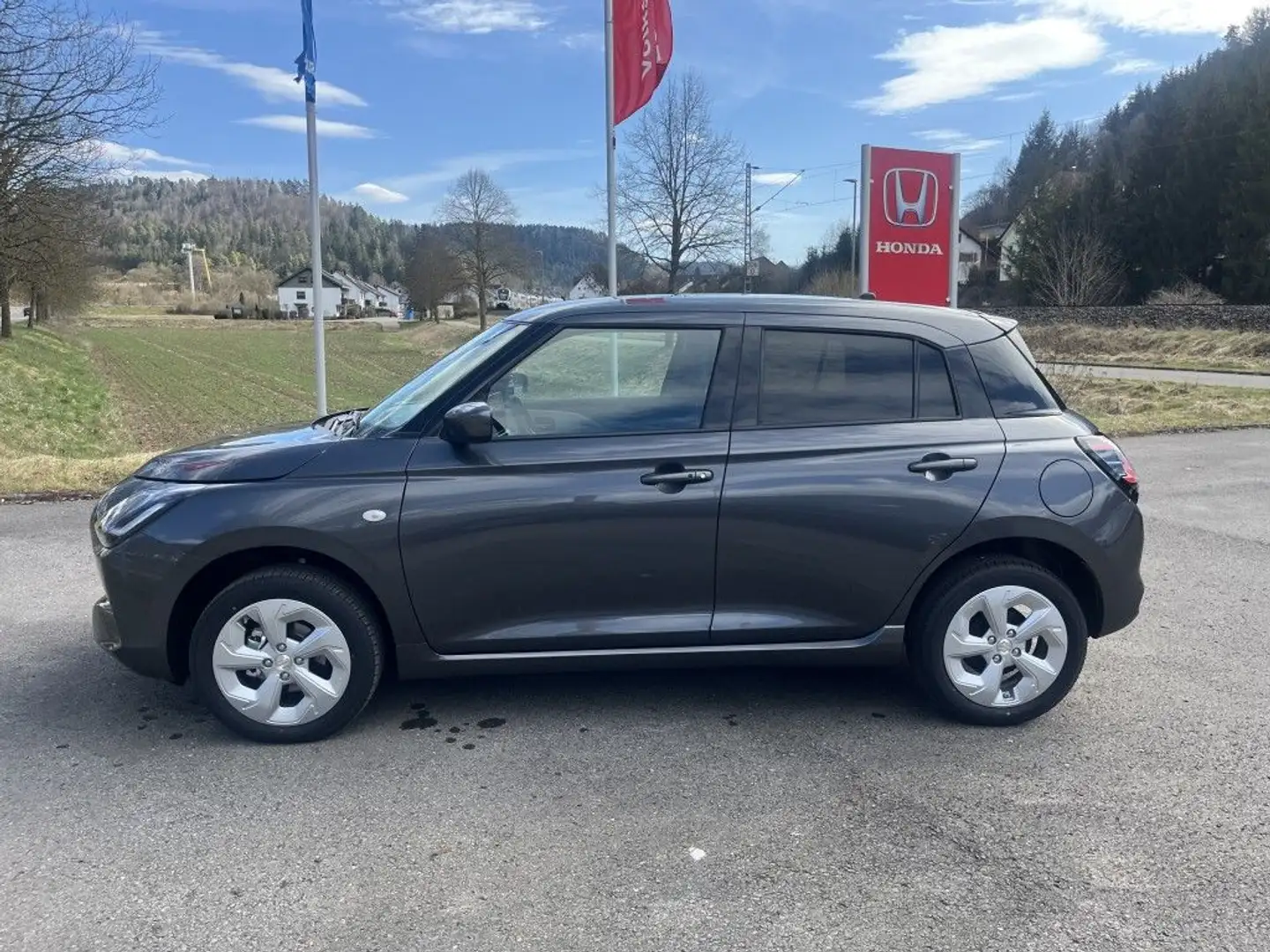 Suzuki Swift 1.2 Dualjet Hybrid Allgrip Comfort Gris - 2