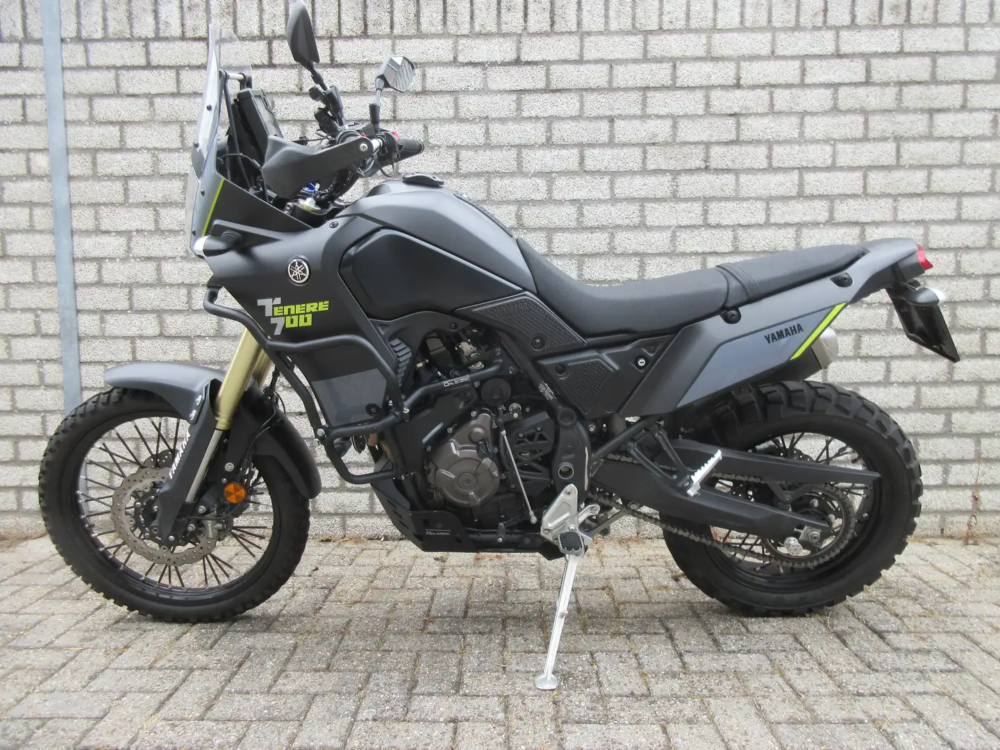 Yamaha XT 700 TENERE Negro - 2