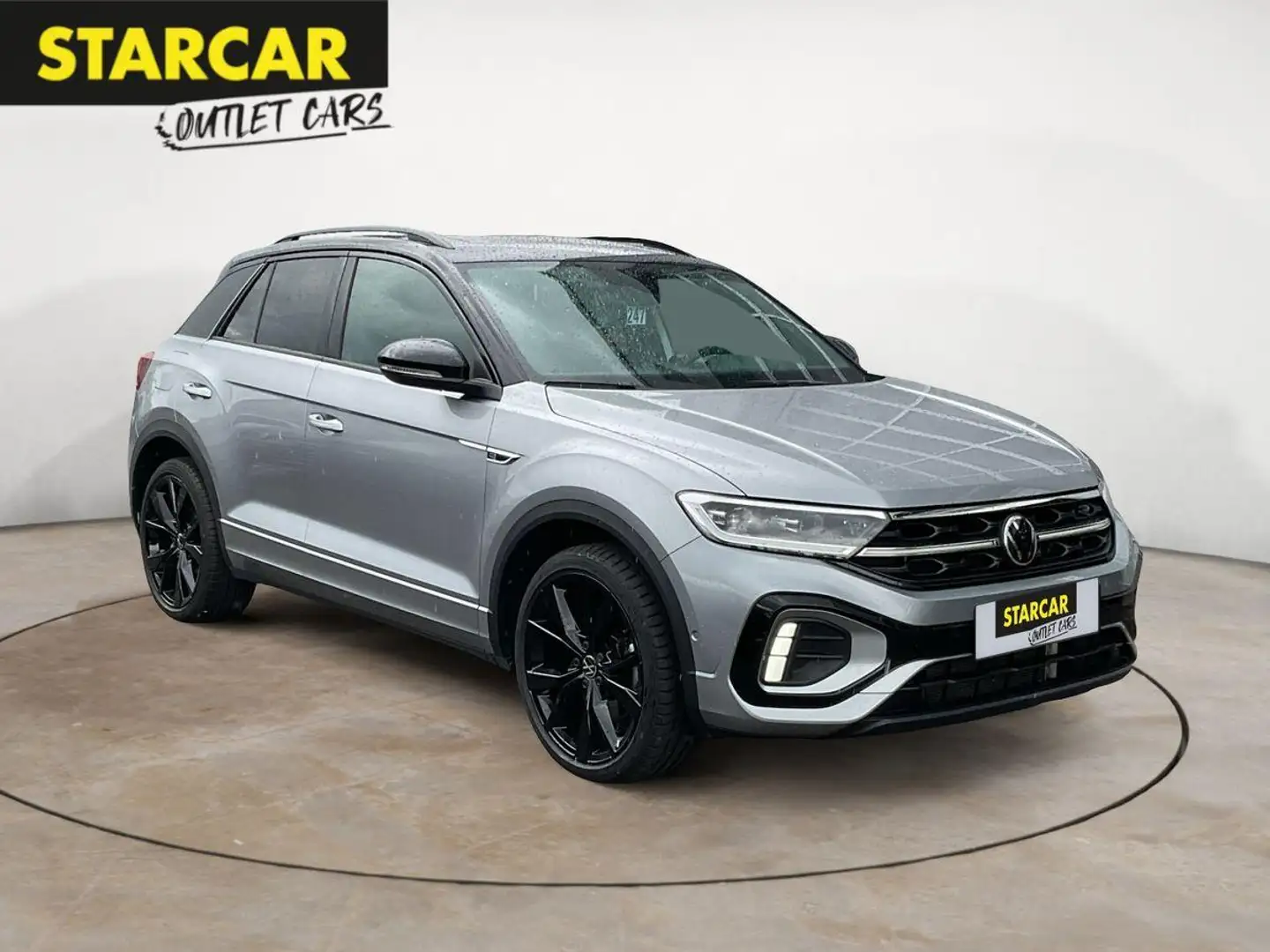 Volkswagen T-Roc R-LINE 4MOTION 2.0TSI+IQ.DRIVE+PANO+ACC+19" Plateado - 1