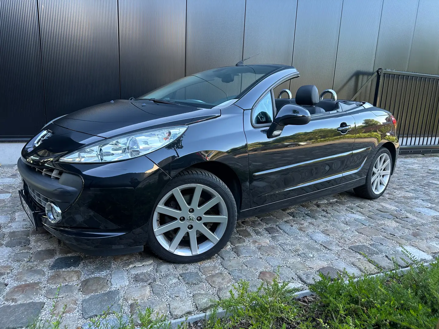 Peugeot 207 207 CC 1.6i VTi Roland Garros, Leder, Garantie Zwart - 2